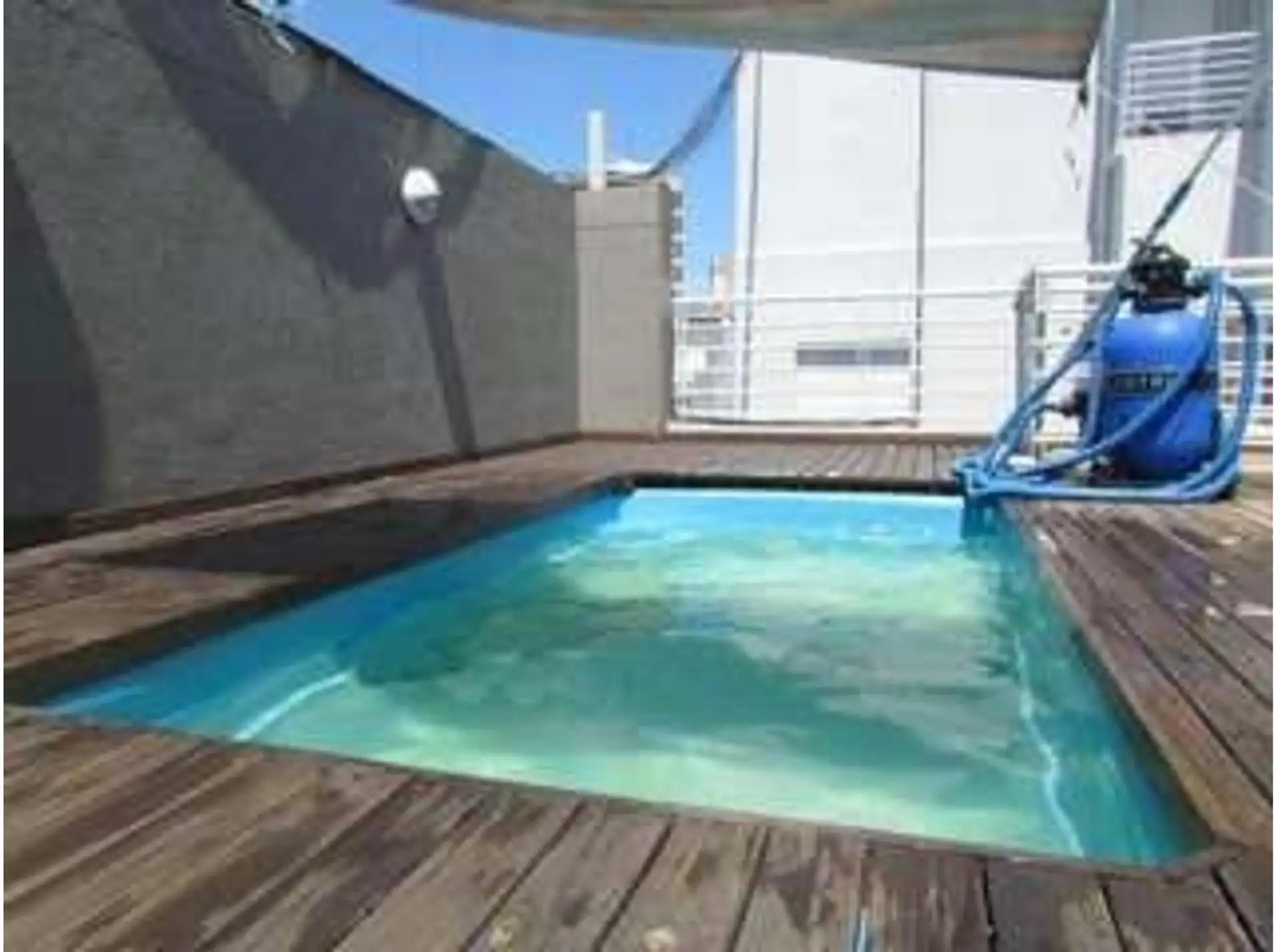 Квартира-студия с мебелью в Palermo, с балконом