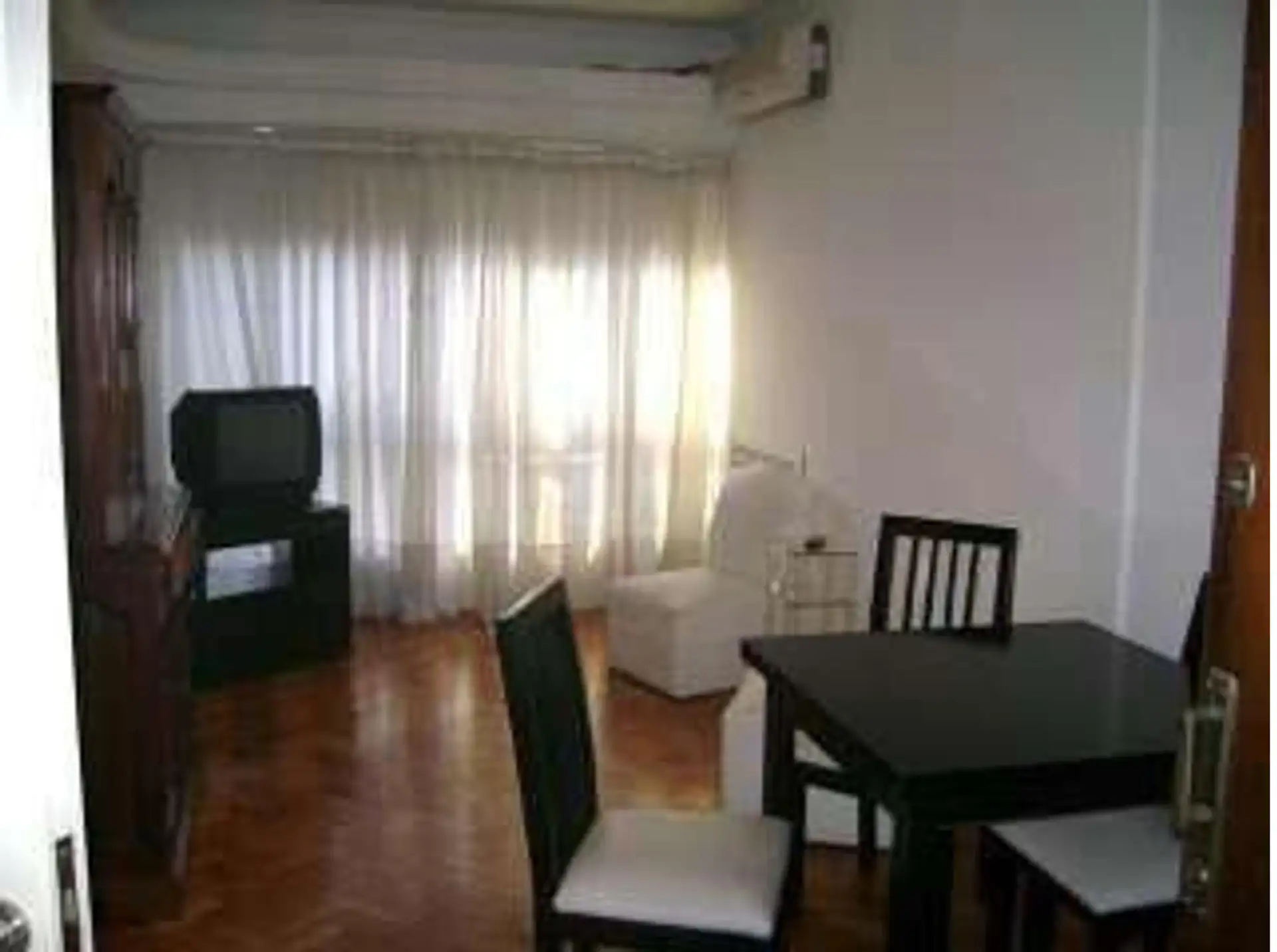 Двухкомнатная квартира с мебелью и оборудованием в San Nicolás