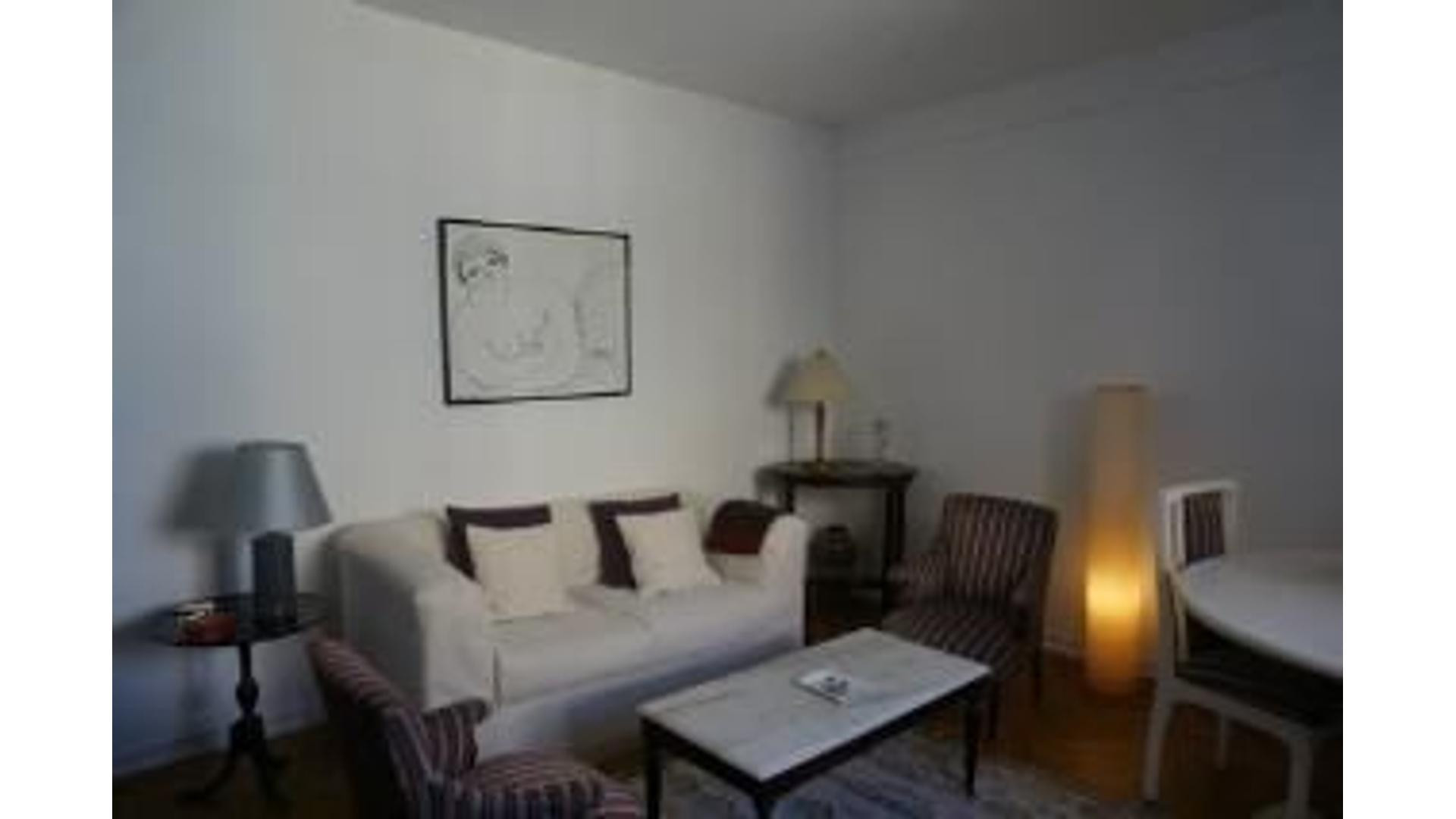 Apartamento mobiliado de 2 dormitórios em Recoleta