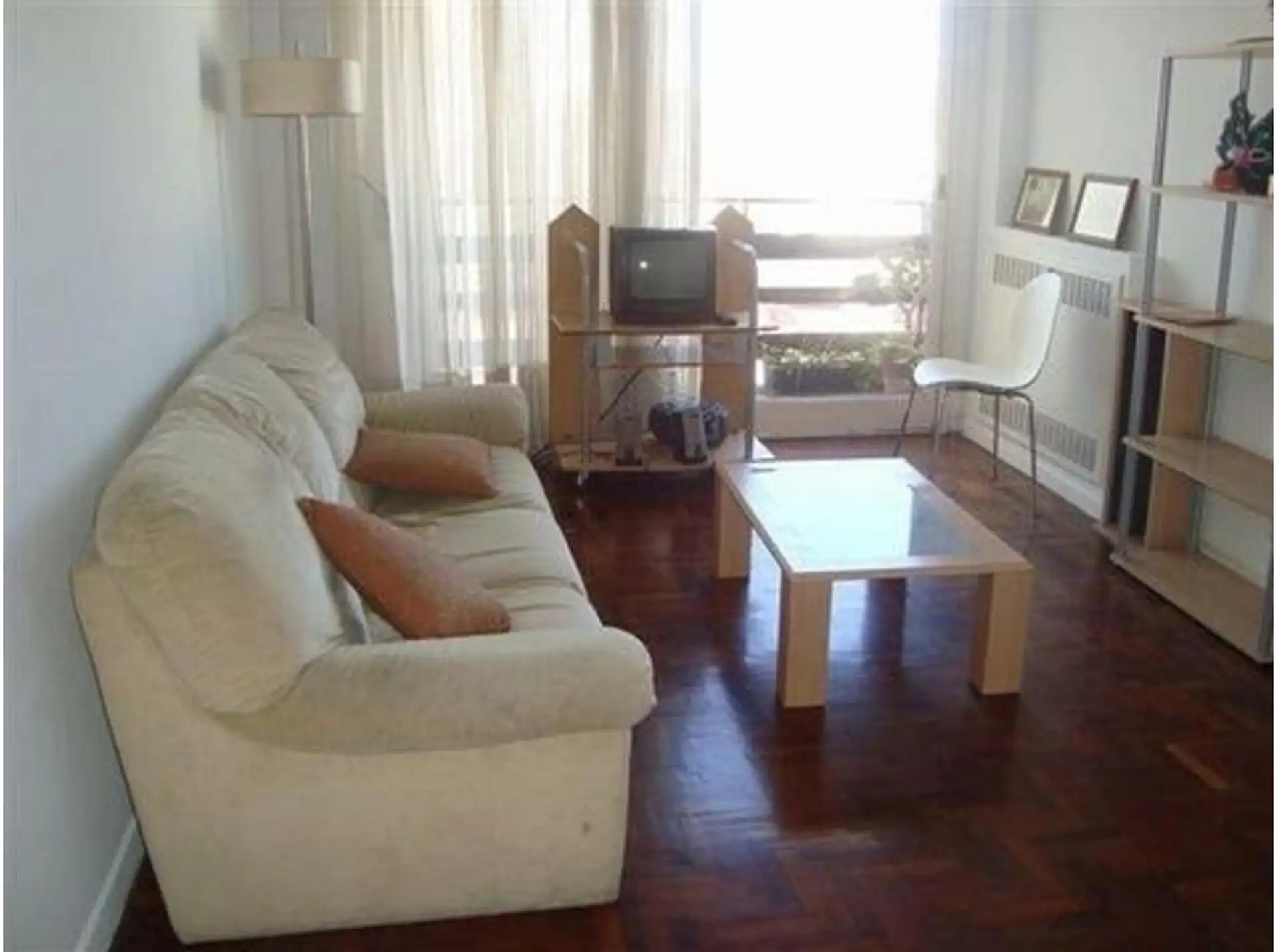 Apartamento de 2 ambientes com 1 quarto mobiliado em Balvanera