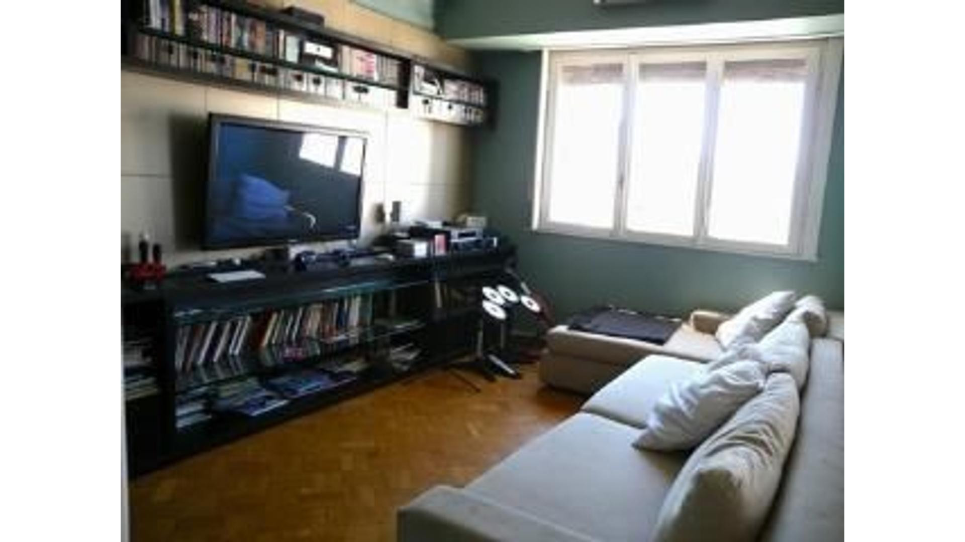 Departamento de 4 dormitorios en Monserrat