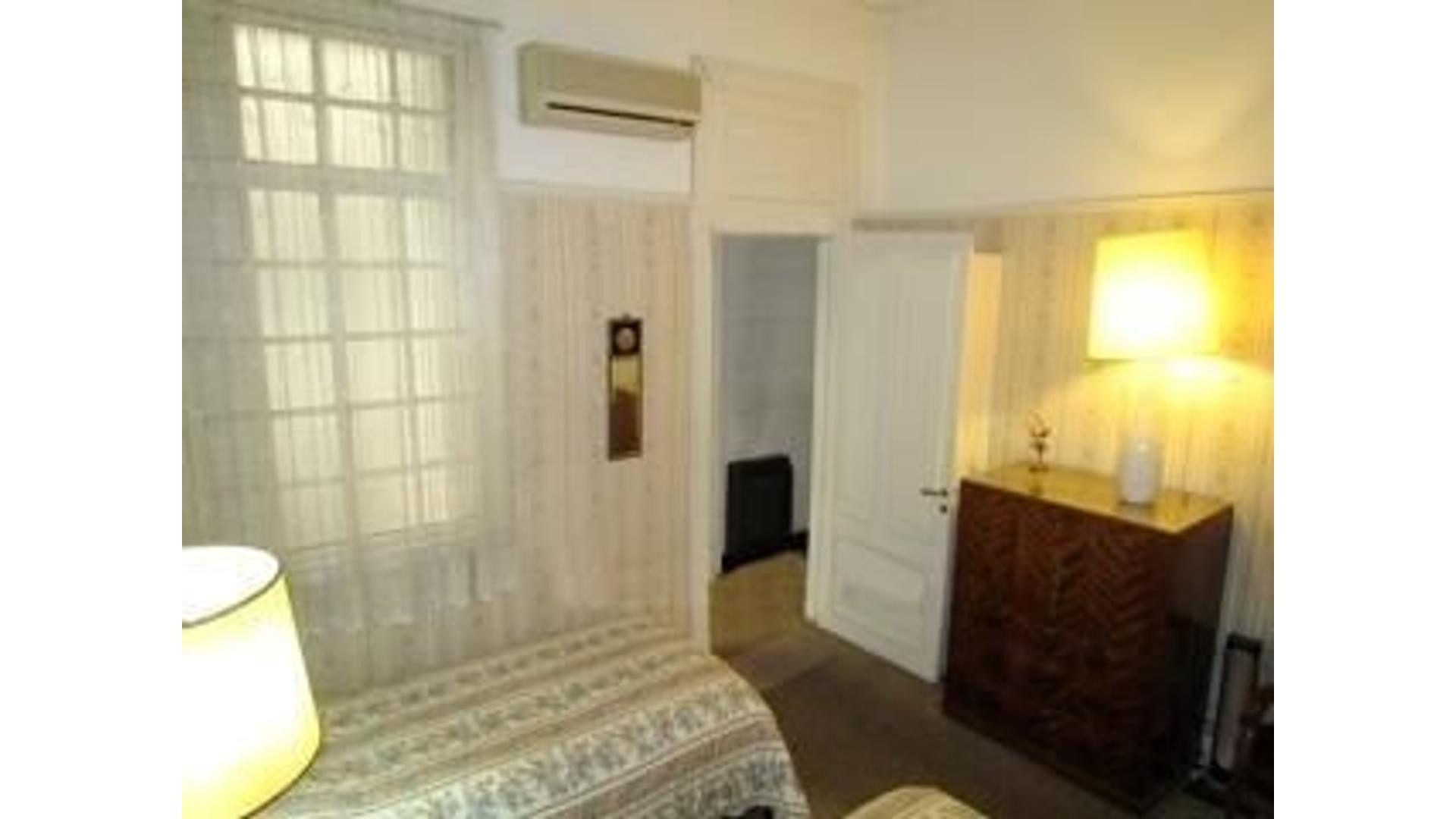 Двухкомнатная квартира с мебелью в Retiro