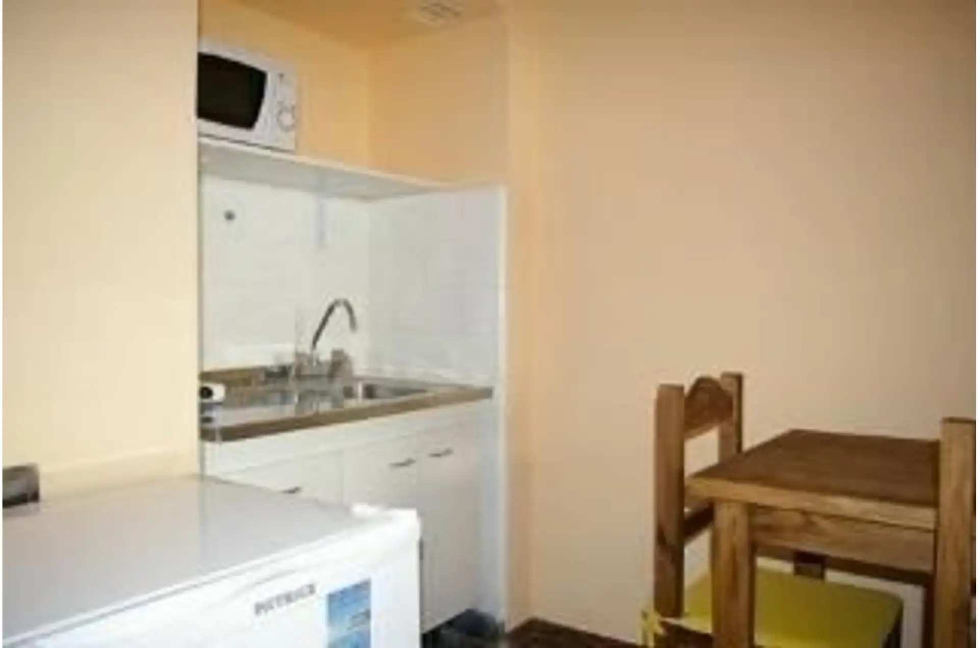 Furnished studio apartment in Recoleta