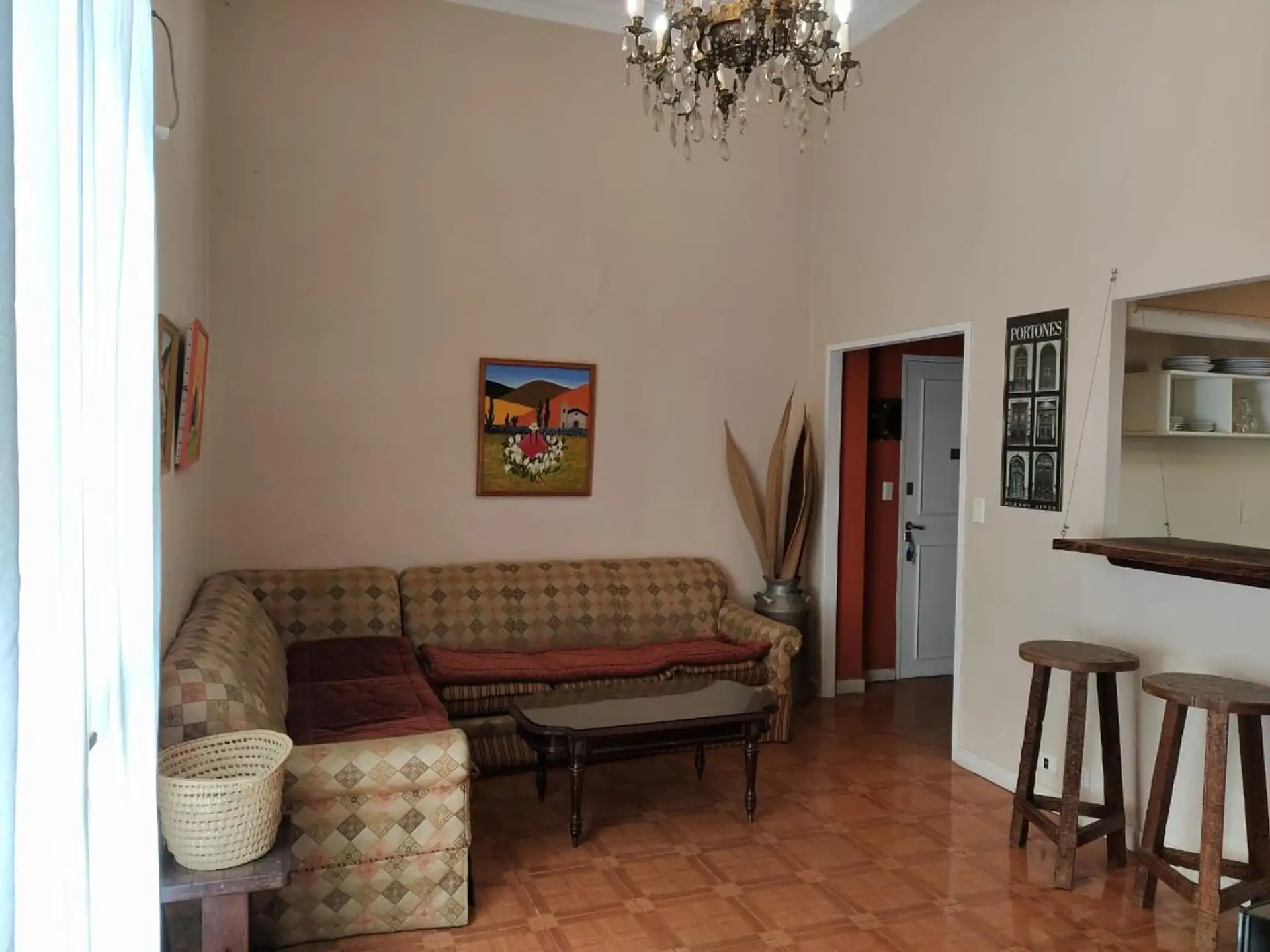 Two-bedroom apartment in Monserrat