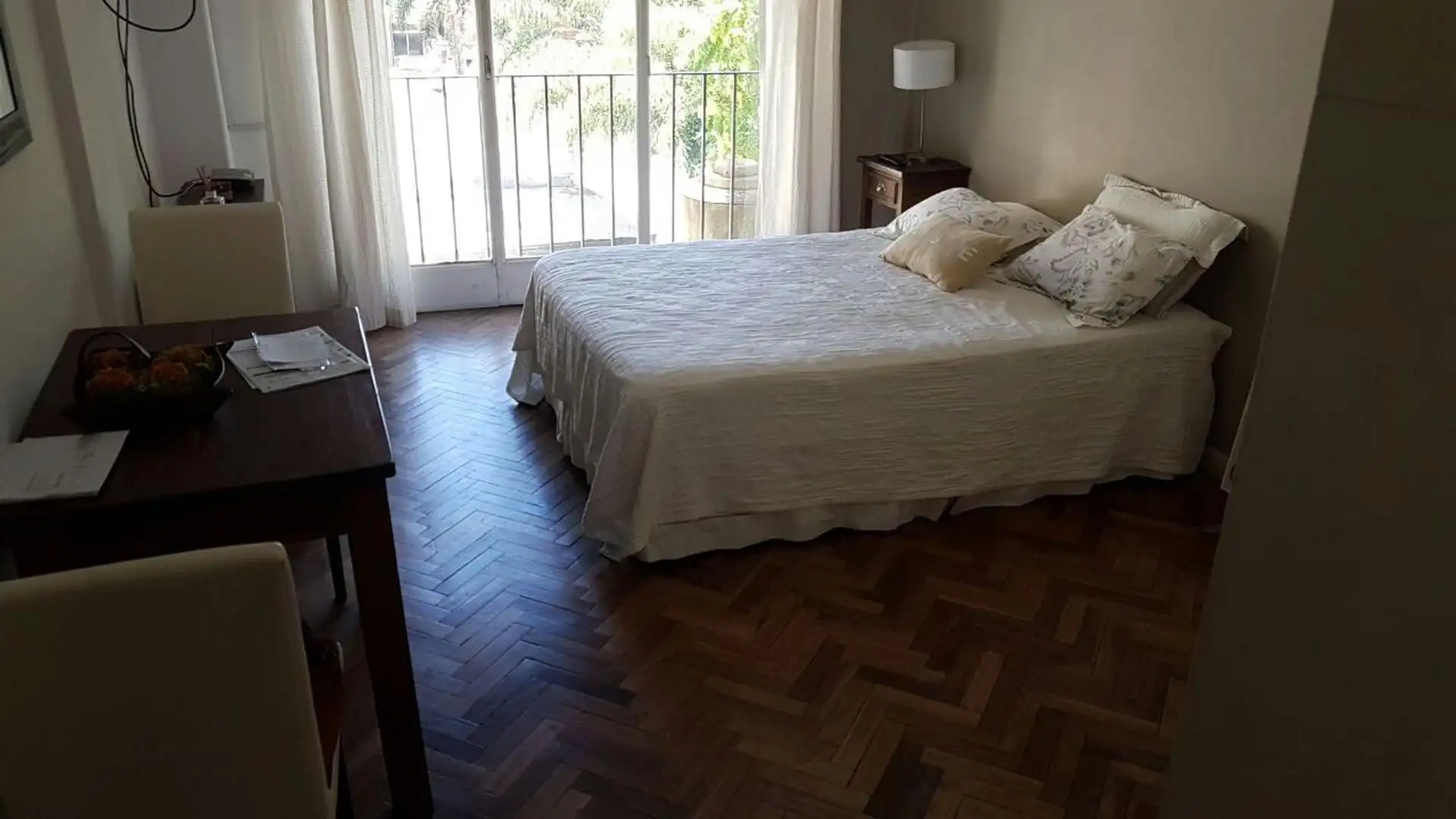 Apartamento de 1 dormitório para locação temporária em Recoleta