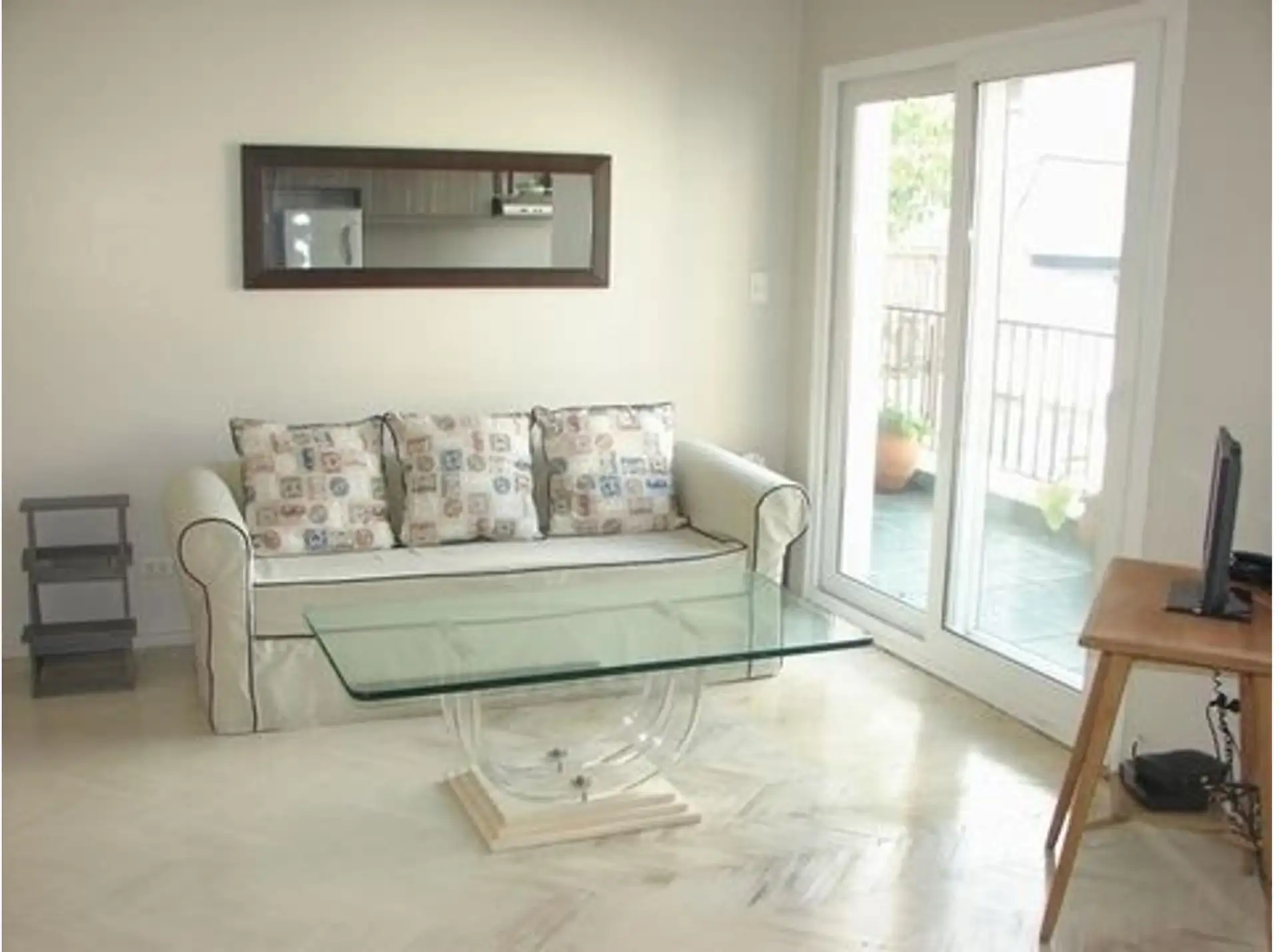 Apartamento de dois ambientes com 1 quarto e varanda-terrace em Recoleta