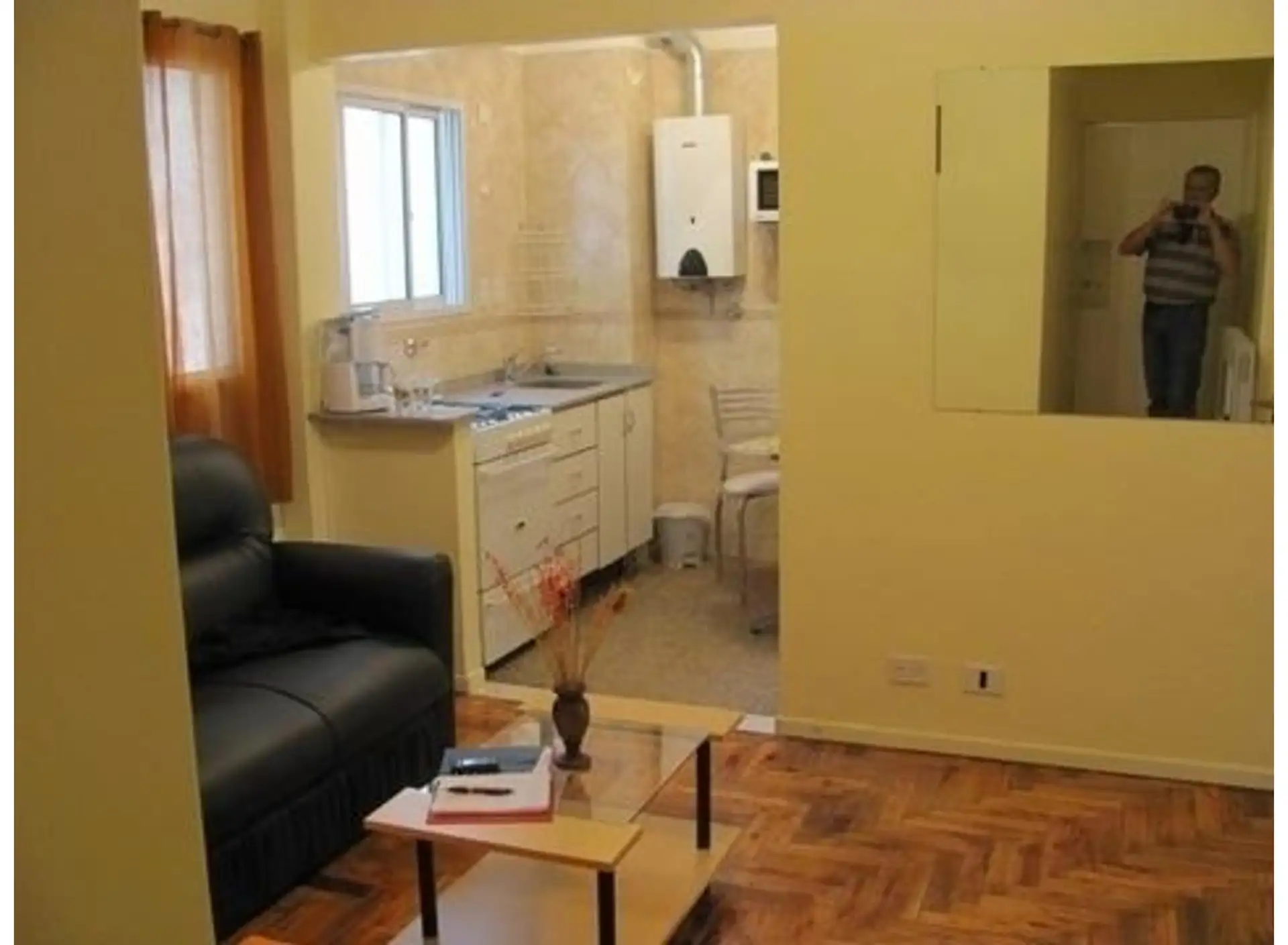 Apartamento de 1 quarto com varanda na rua em Balvanera