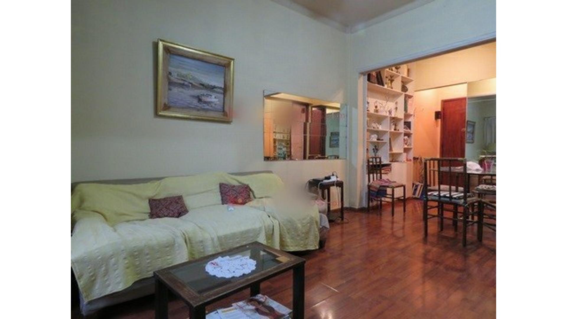 Apartamento de 2 dormitórios em Recoleta