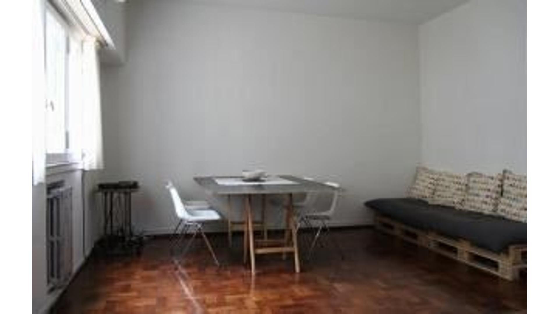 Furnished one-bedroom apartment in Recoleta