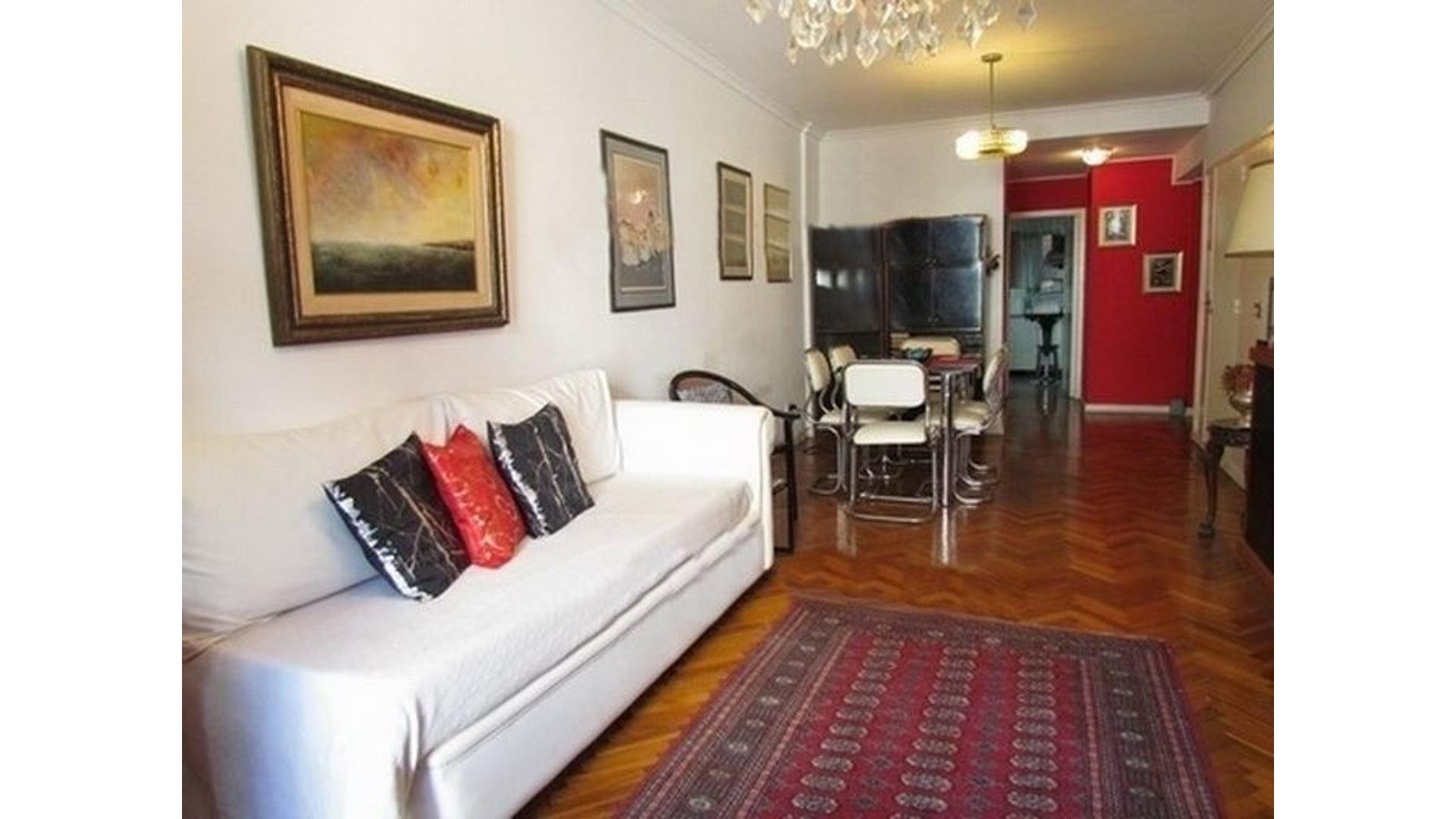 Bright one-bedroom apartment in Recoleta