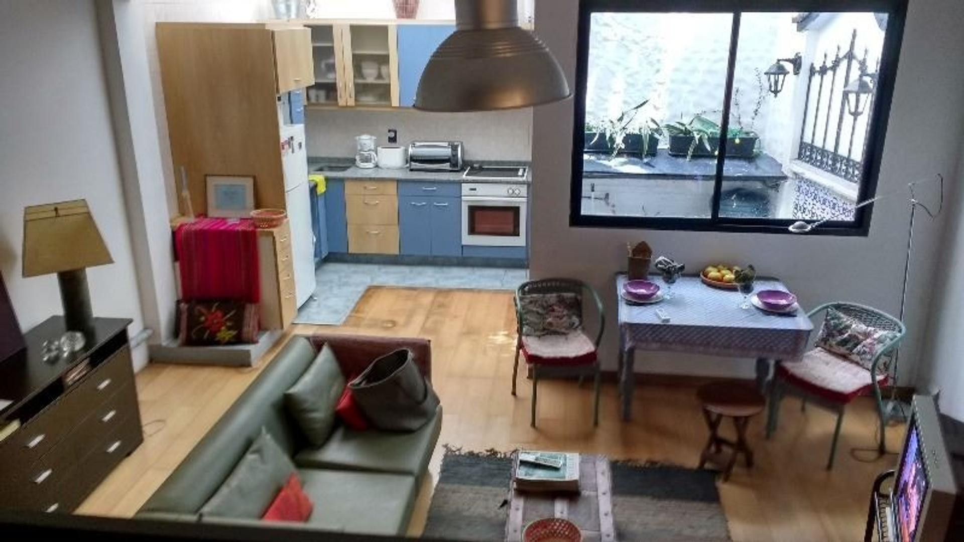 Departamento de 2 ambientes amoblado con patio duplex en Retiro