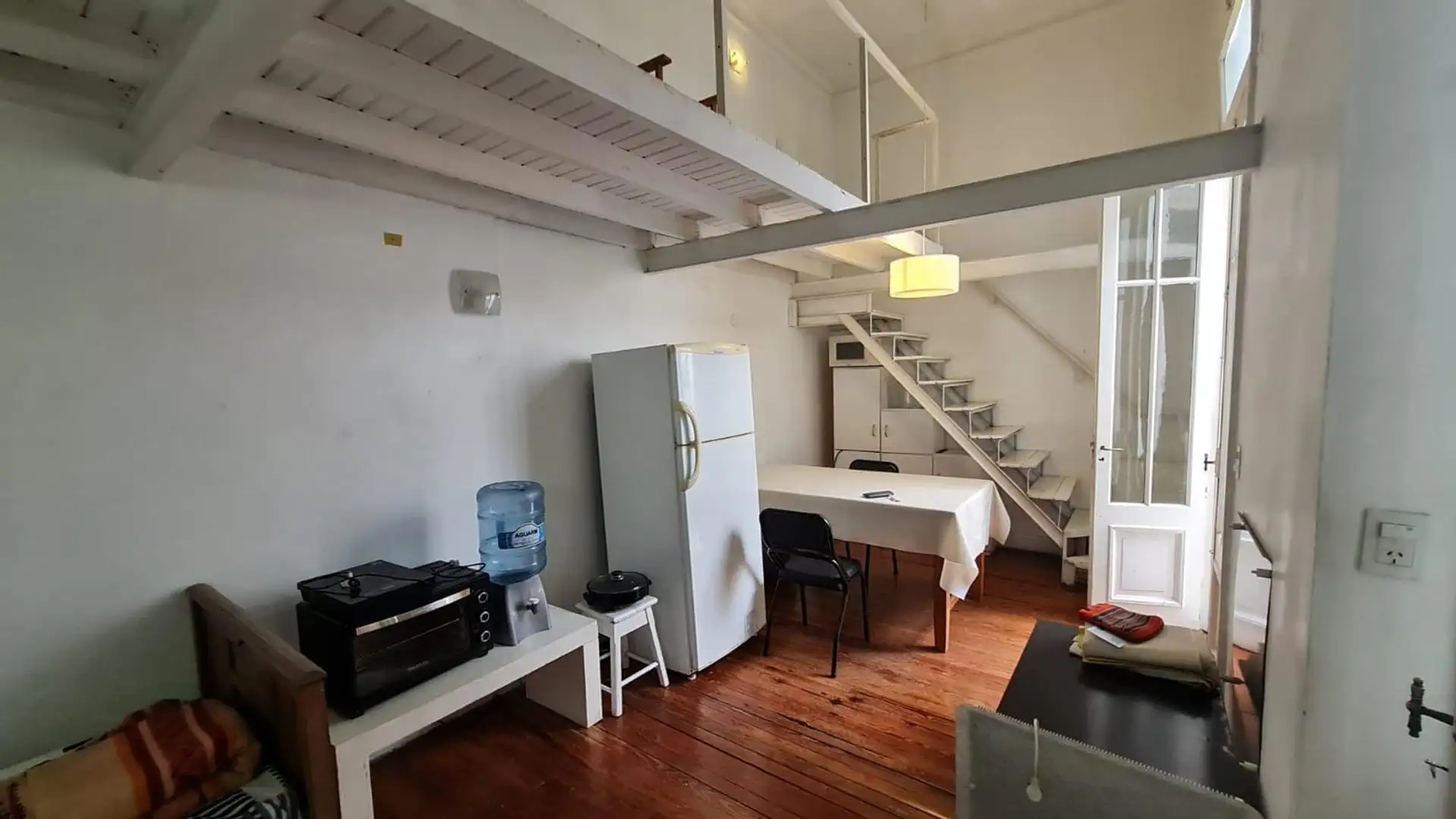 Квартира после ремонта с 3 спальнями в Monserrat