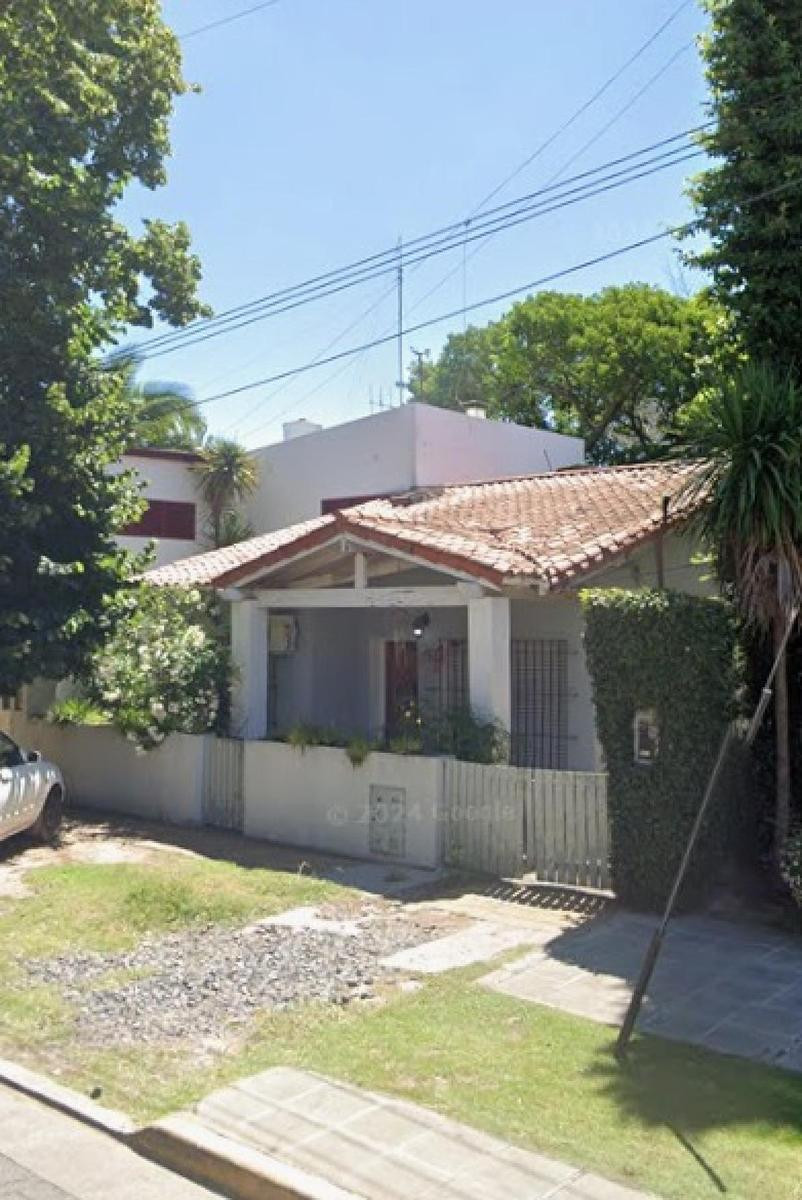 Дом с 4 спальнями в Manuel B. Gonnet