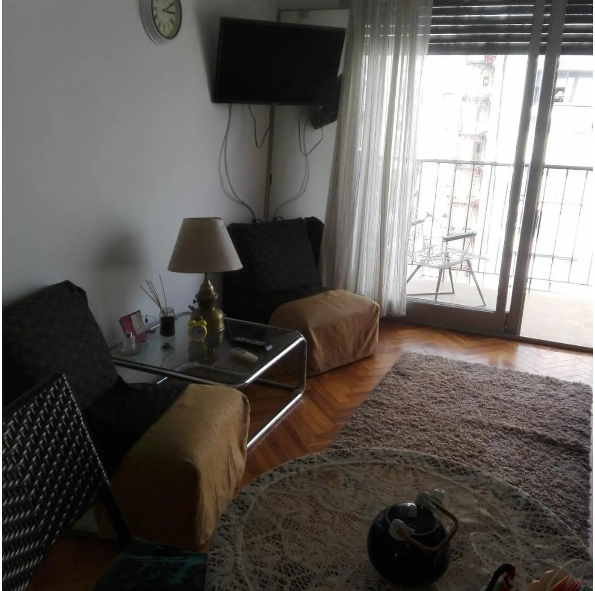 Departamento de 1 dormitorio con balcón en Monserrat