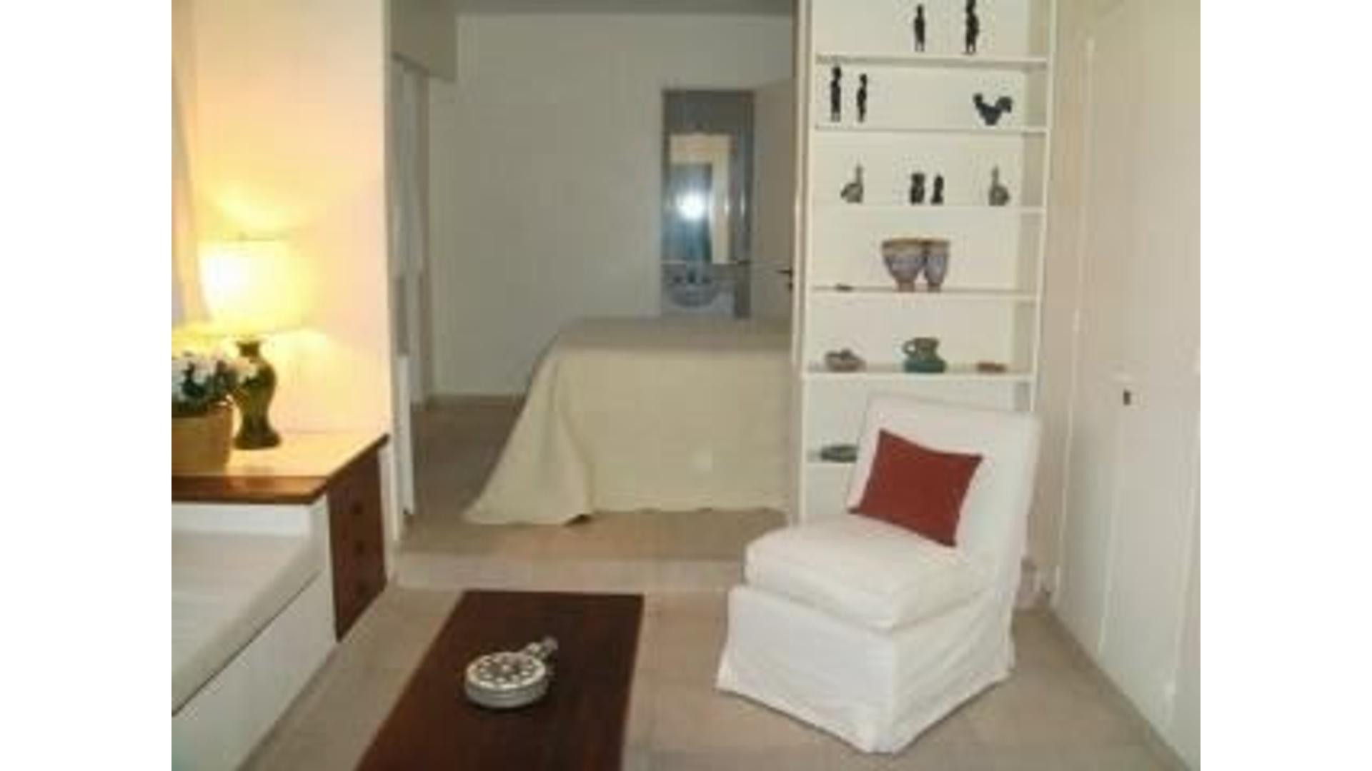 Monoambiente amoblado en Retiro