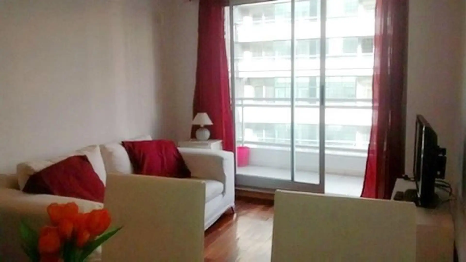Two-room apartment in Recoleta with balcony