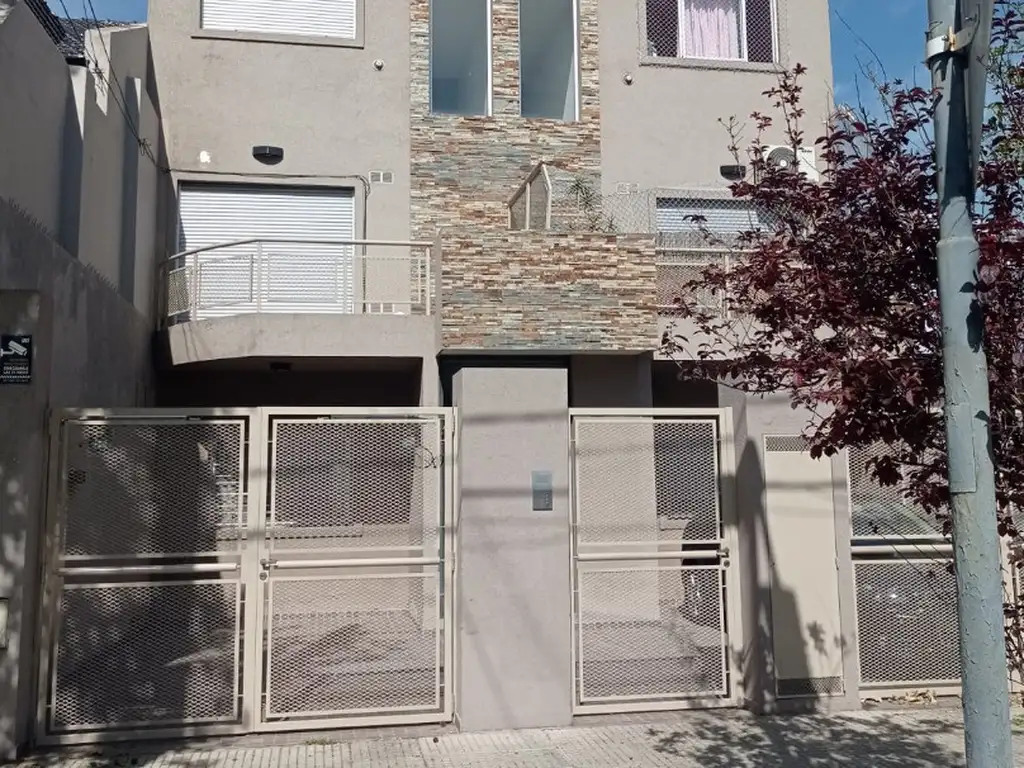 Imóvel: 2 quartos, Versalles