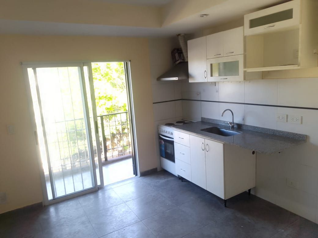 Departamento en Alquiler en Rafael Calzada, Almirante Brown