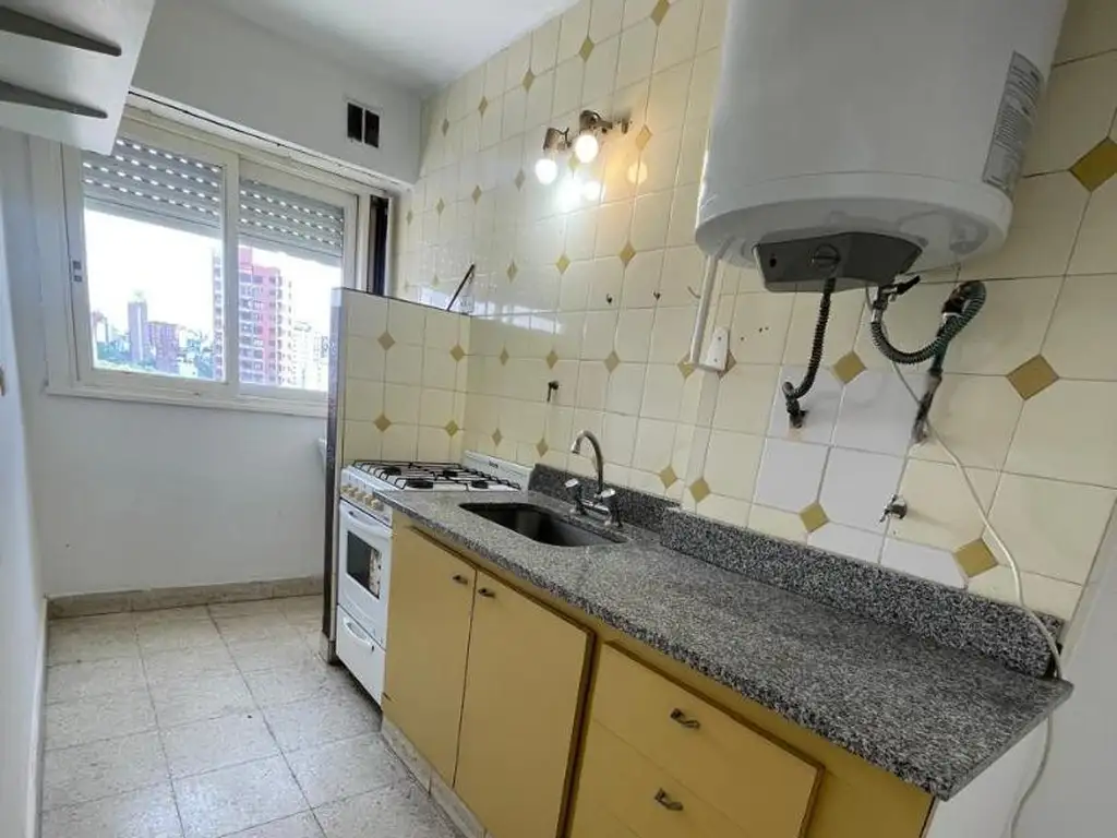 Balcon, cocina separada, mascotas