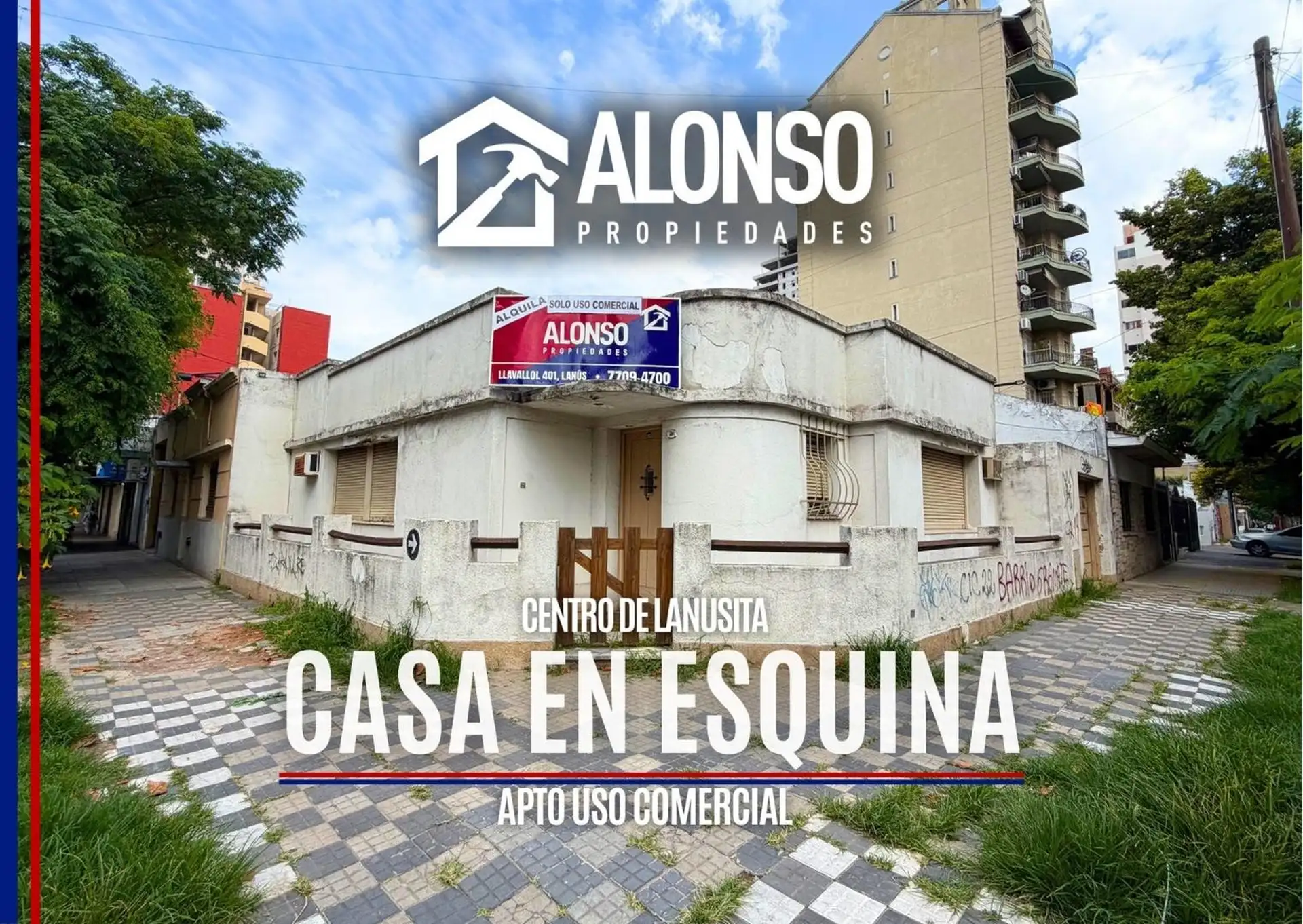 Casa de 2 dormitorios con patio y entrada para autos en Lanús Oeste
