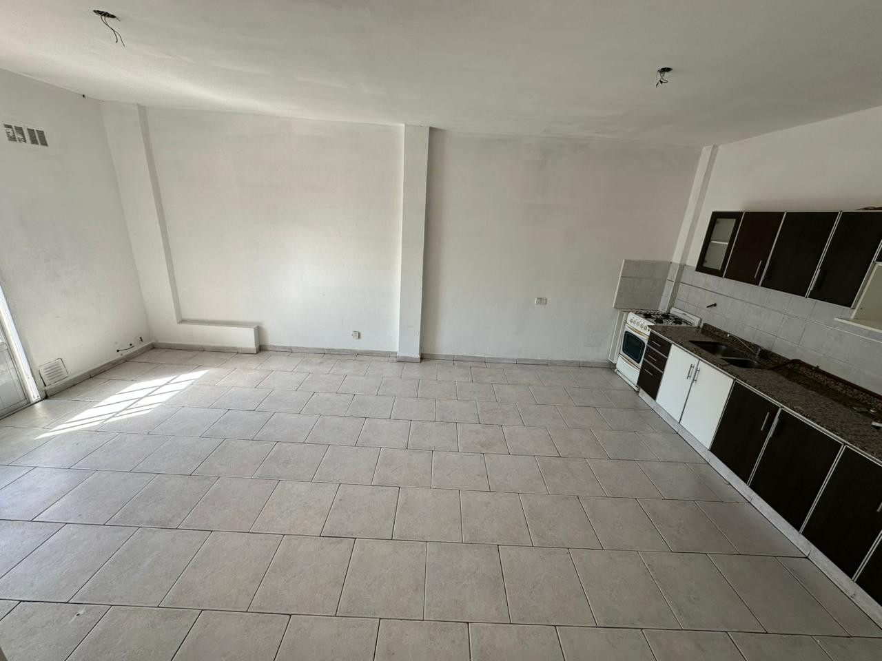 Departamento de 3 ambientes en Wilde Centro