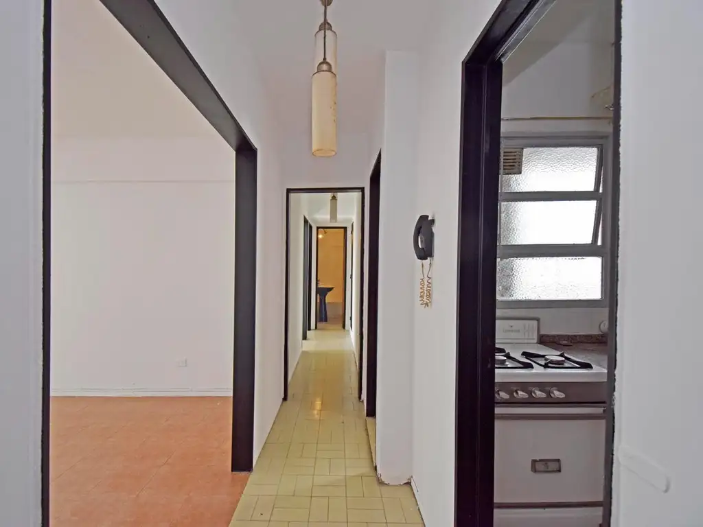 Imóvel: 2 quartos, Flores