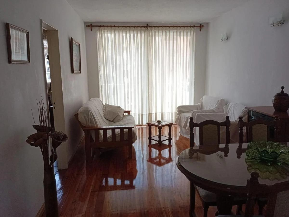 Two-room apartment with balcony in Palermo