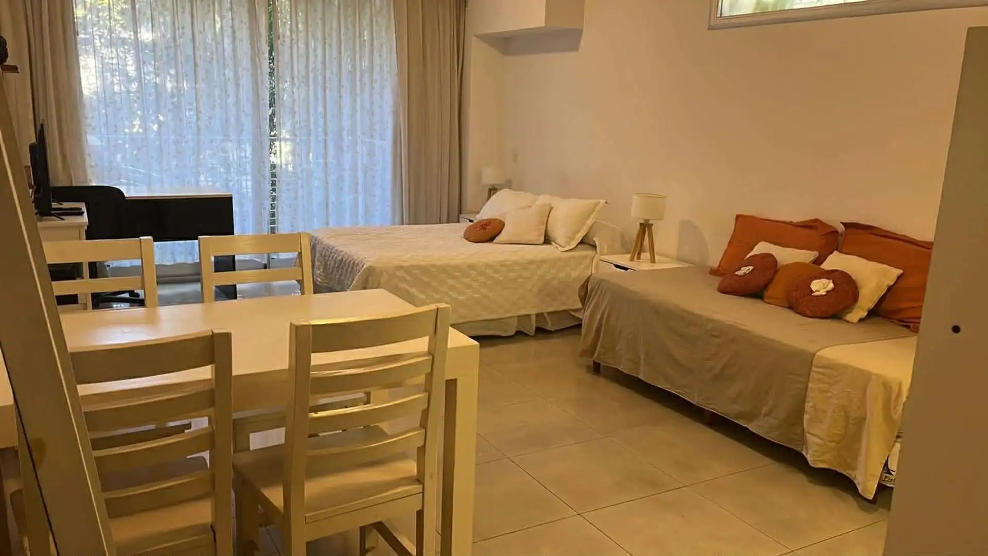 Apartamento mobiliado tipo estúdio no fundos em Palermo