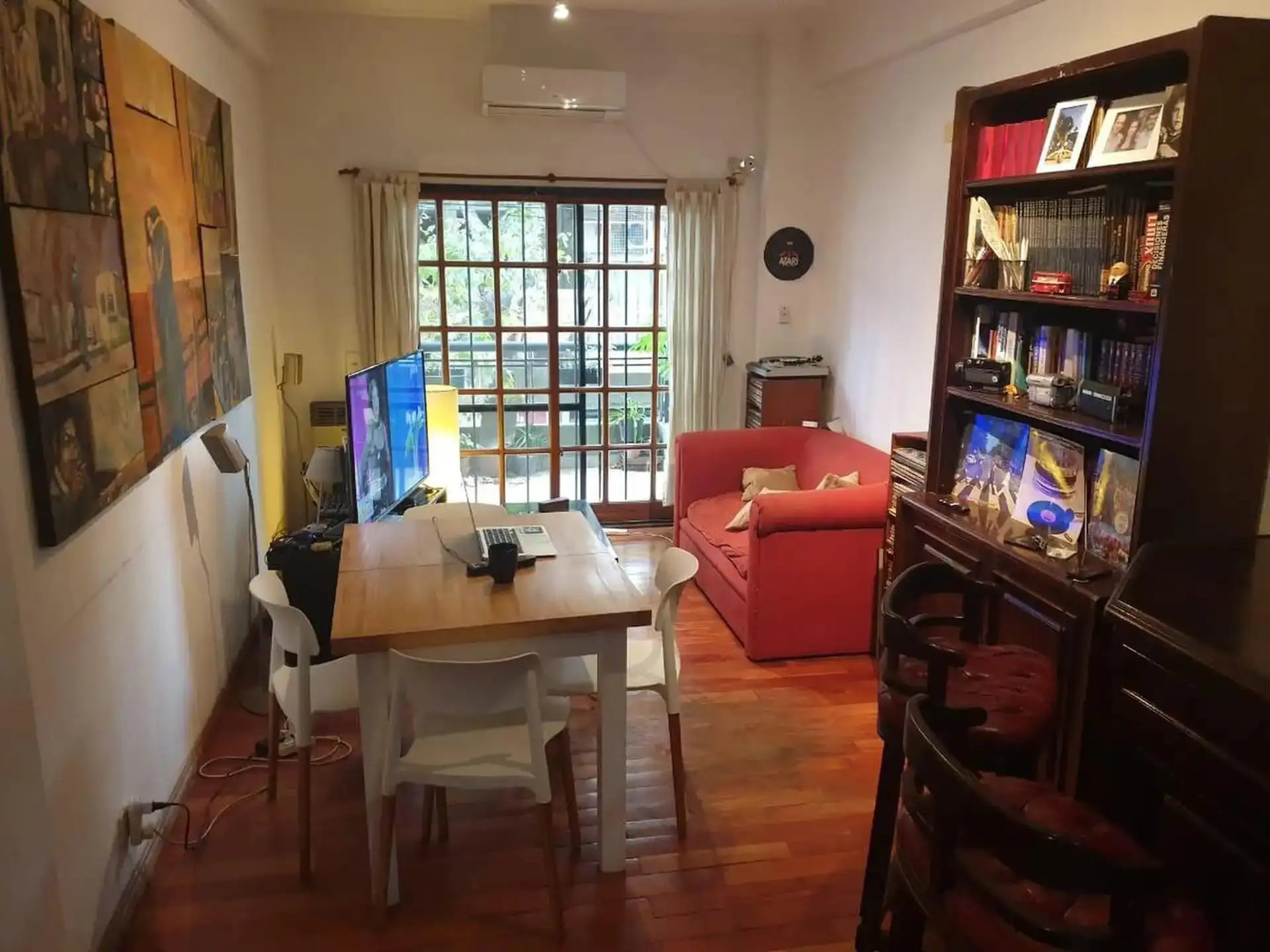 Двухкомнатная дуплекс-квартира с мебелью в Saavedra