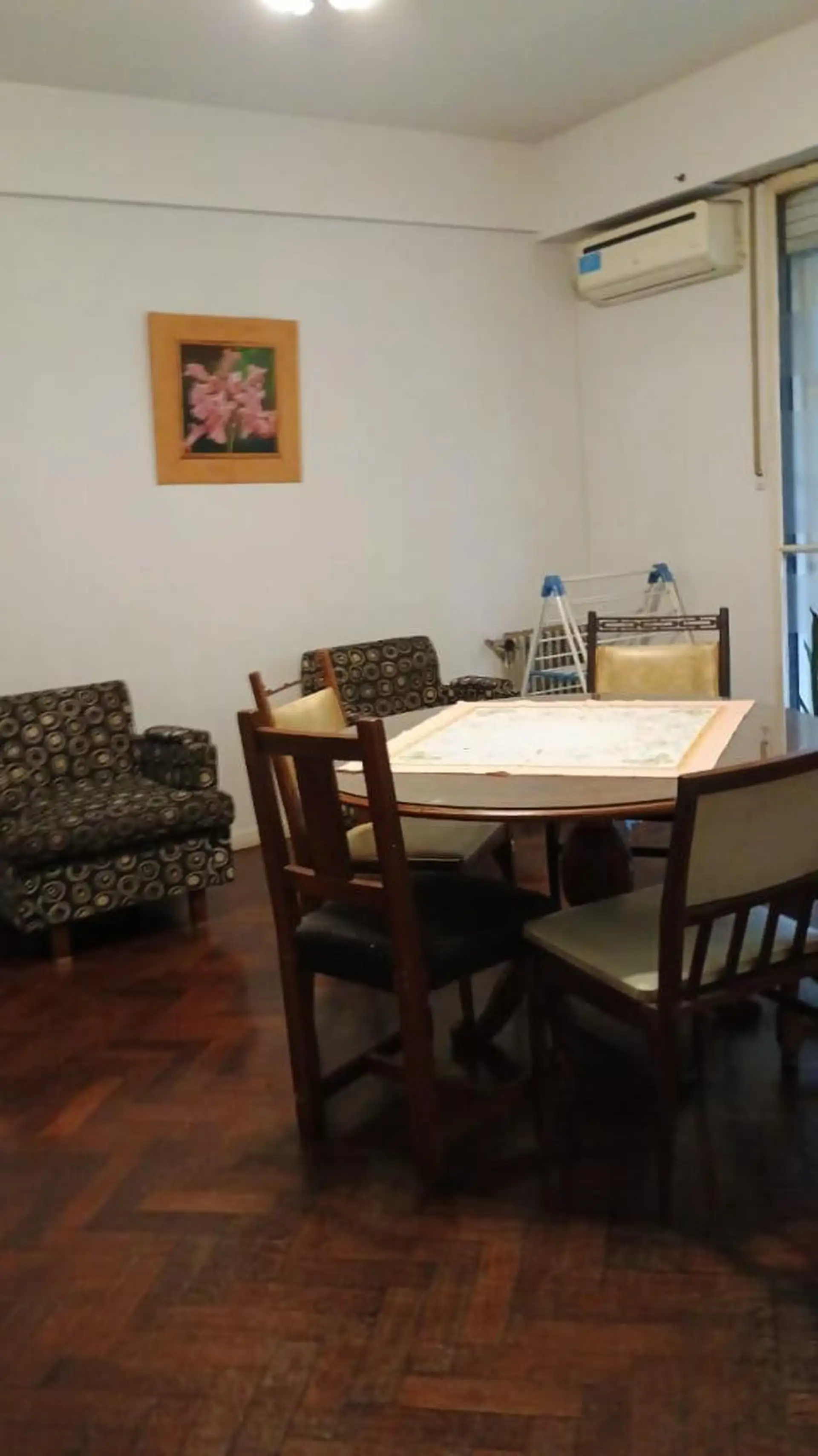 Apartamento de três ambientes mobiliado em Balvanera