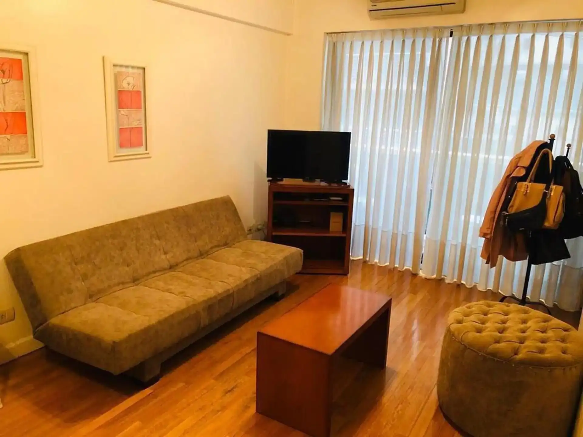 Apartamento mobiliado de 2 ambientes com 1 quarto em Recoleta