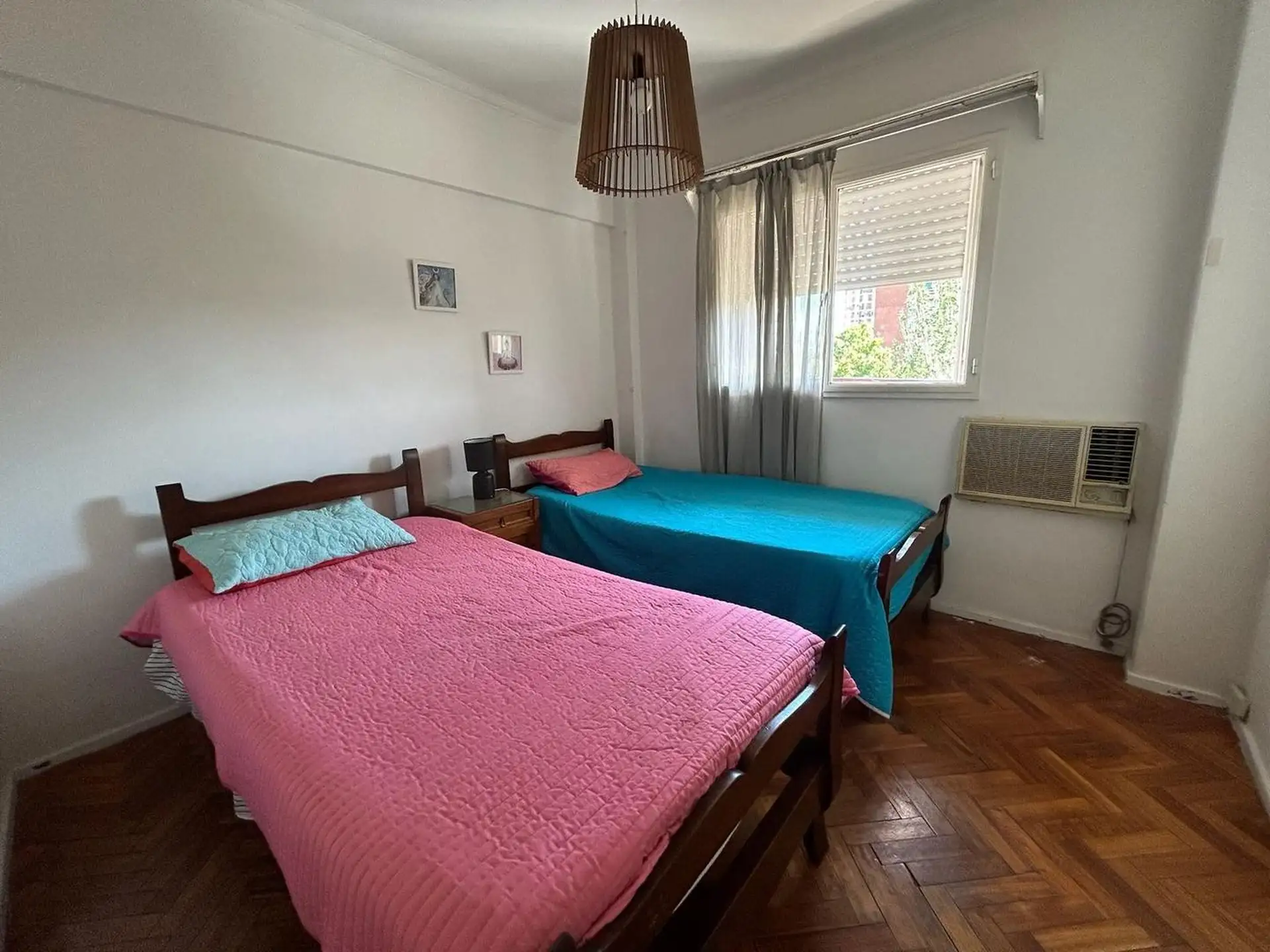 Apartamento de dois dormitórios mobiliado em Coghlan