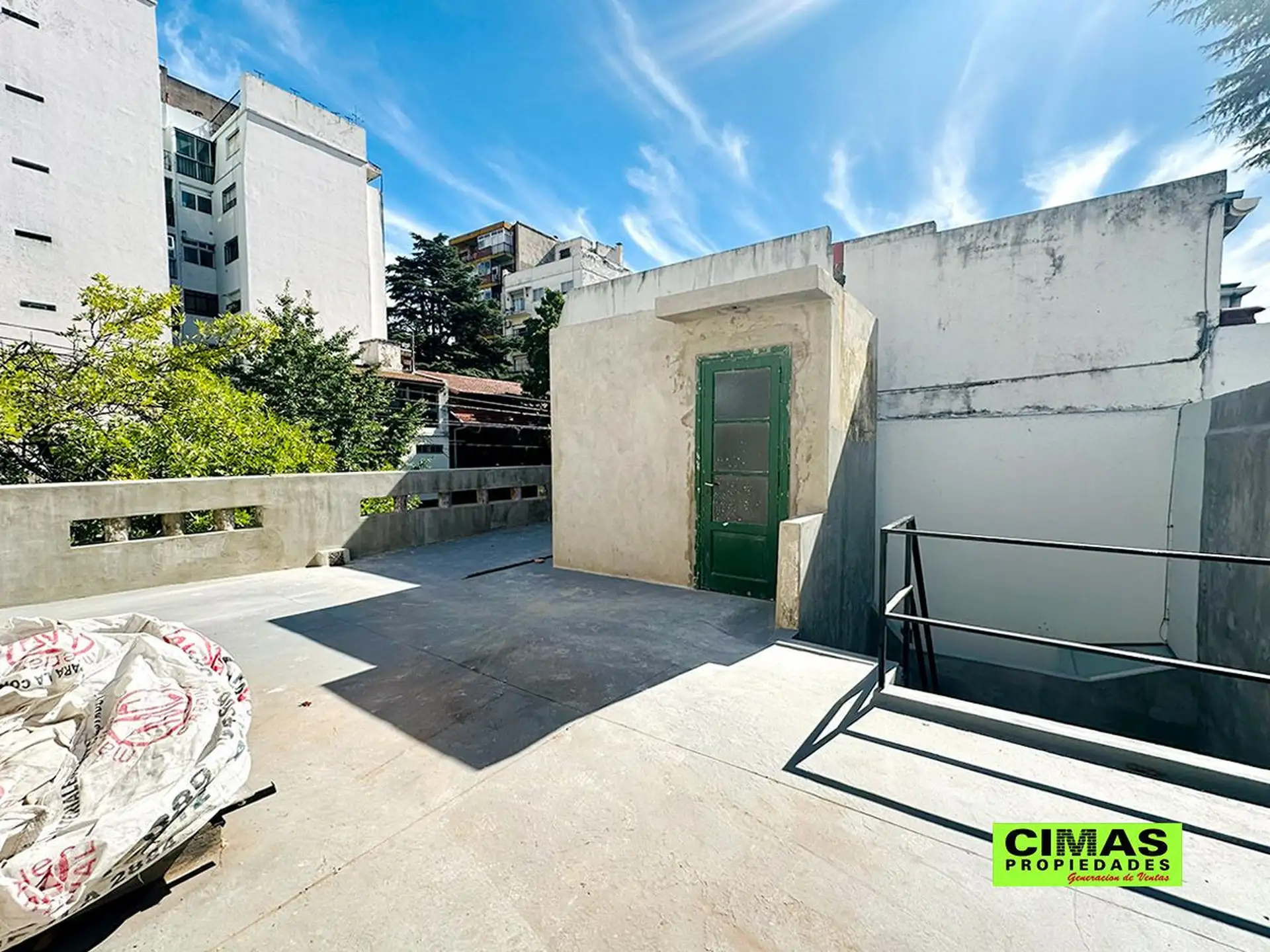 PH de 2 ambientes con terraza propia en Villa del Parque