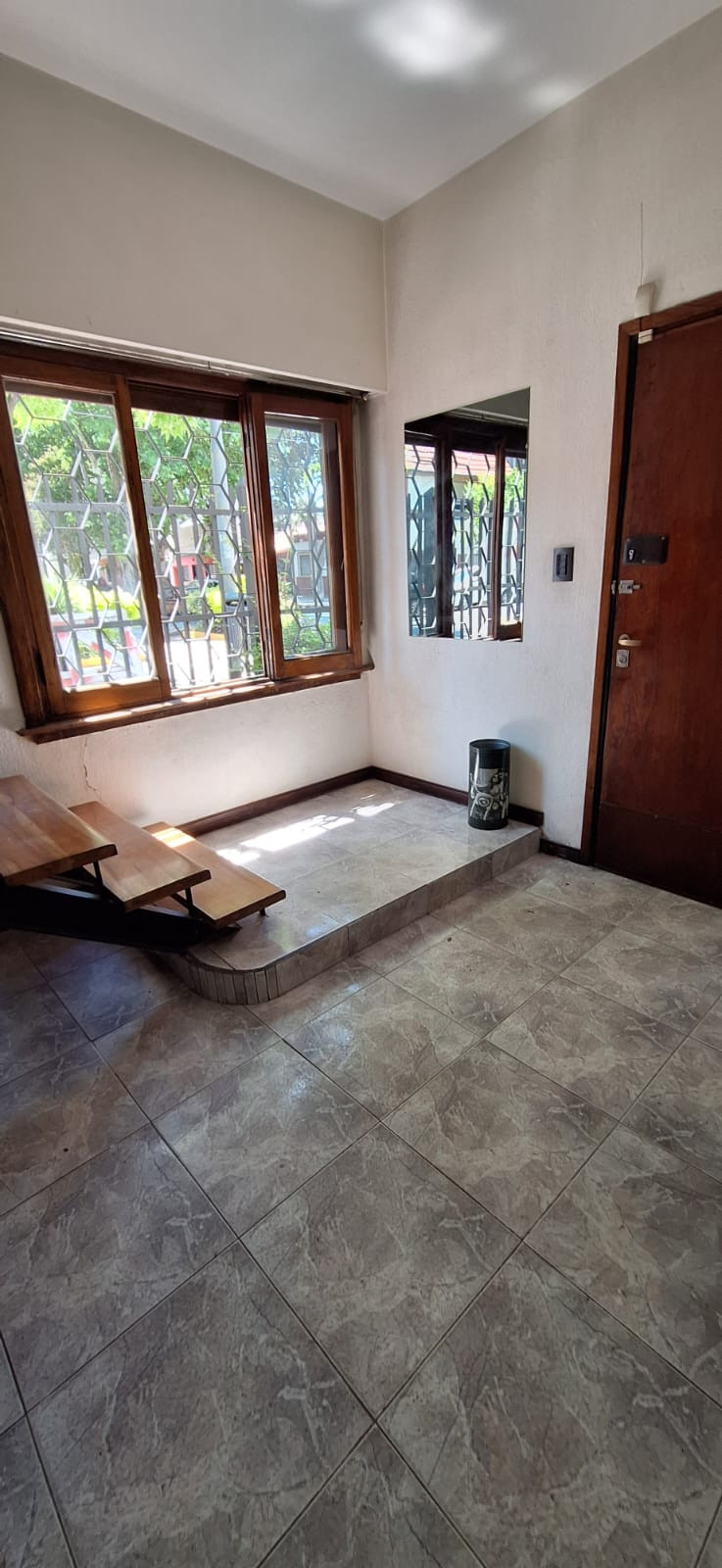 Casa em terreno próprio com 3 dormitórios em Villa Real