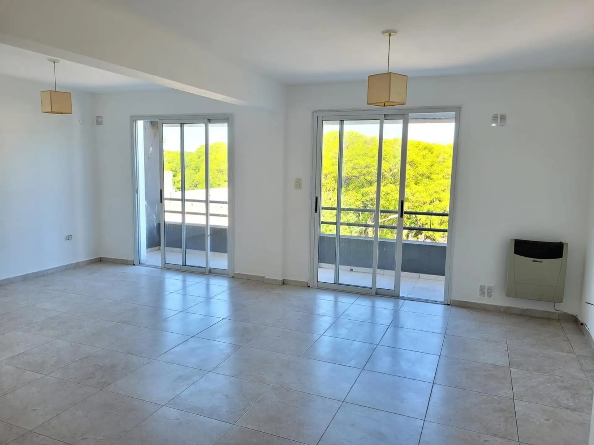 Apartamento estilo duplex com 3 dormitórios em Buenos Aires