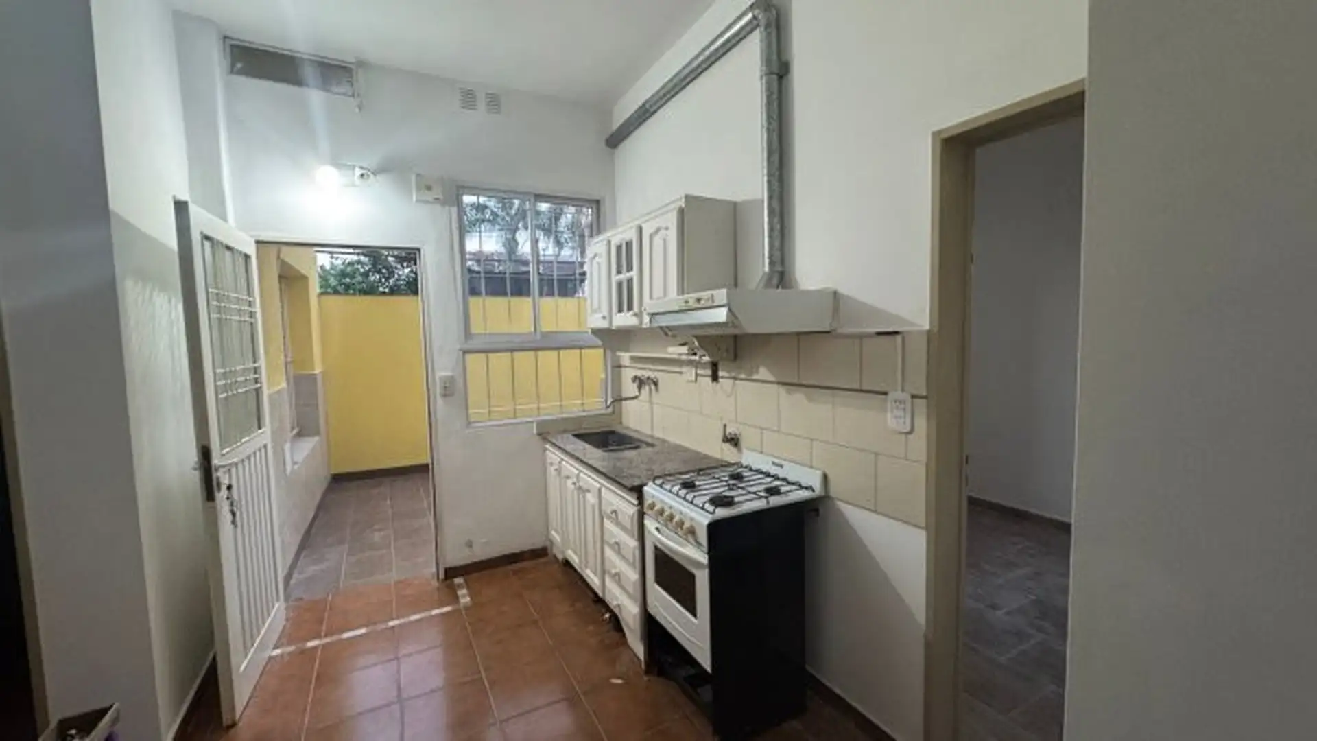 Departamento de 3 ambientes reciclado en San Justo