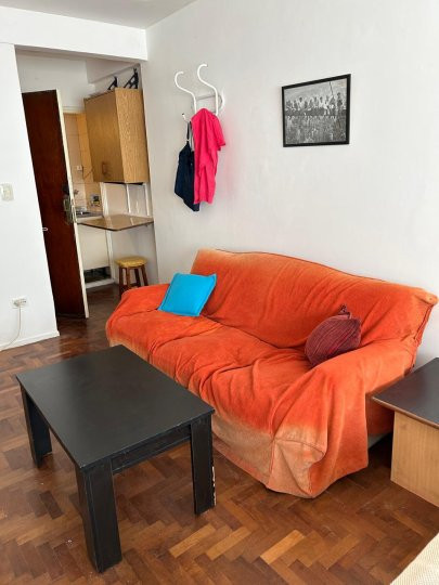Kitnet mobiliada em Palermo