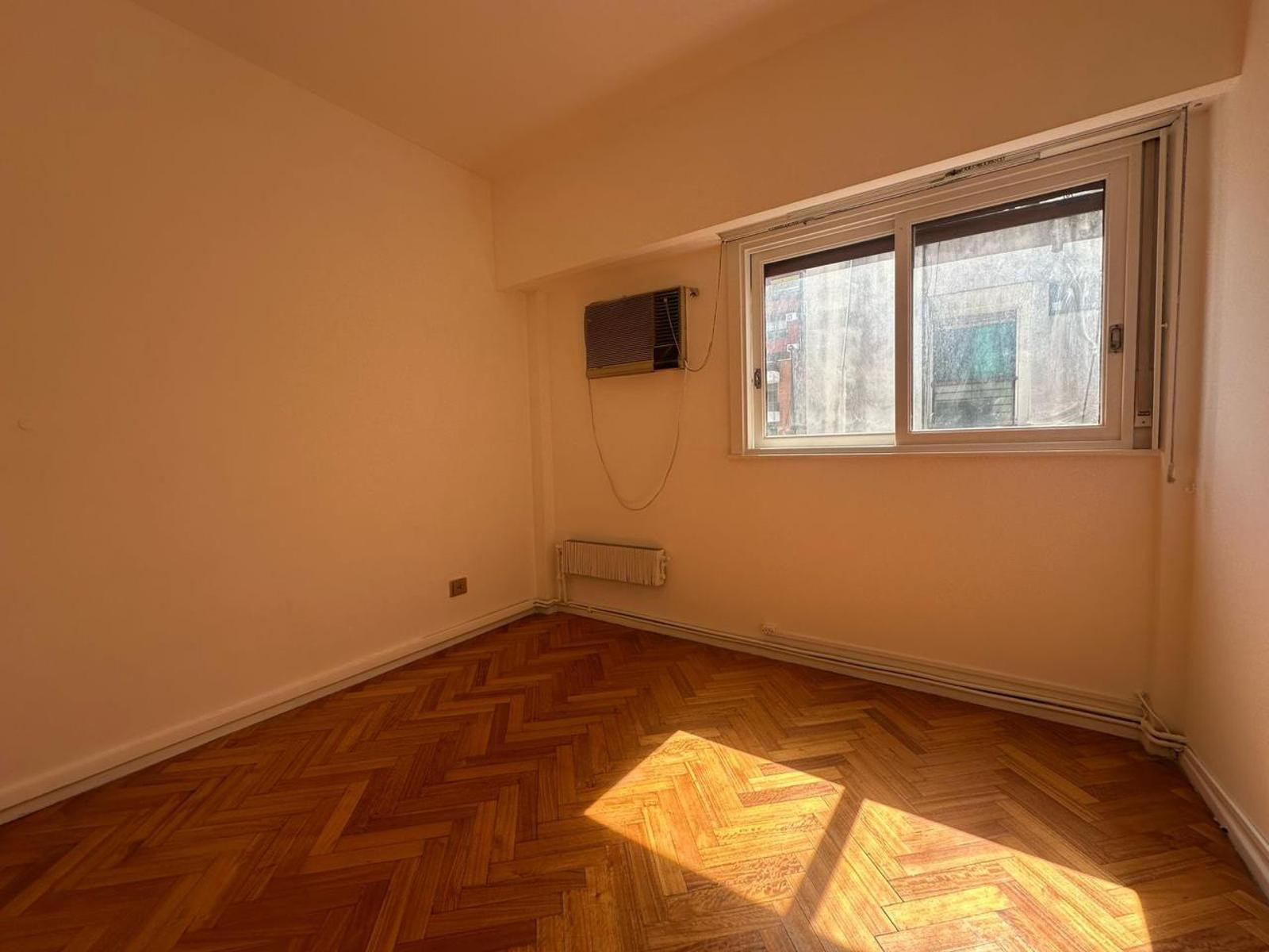 Three-bedroom apartment in Recoleta