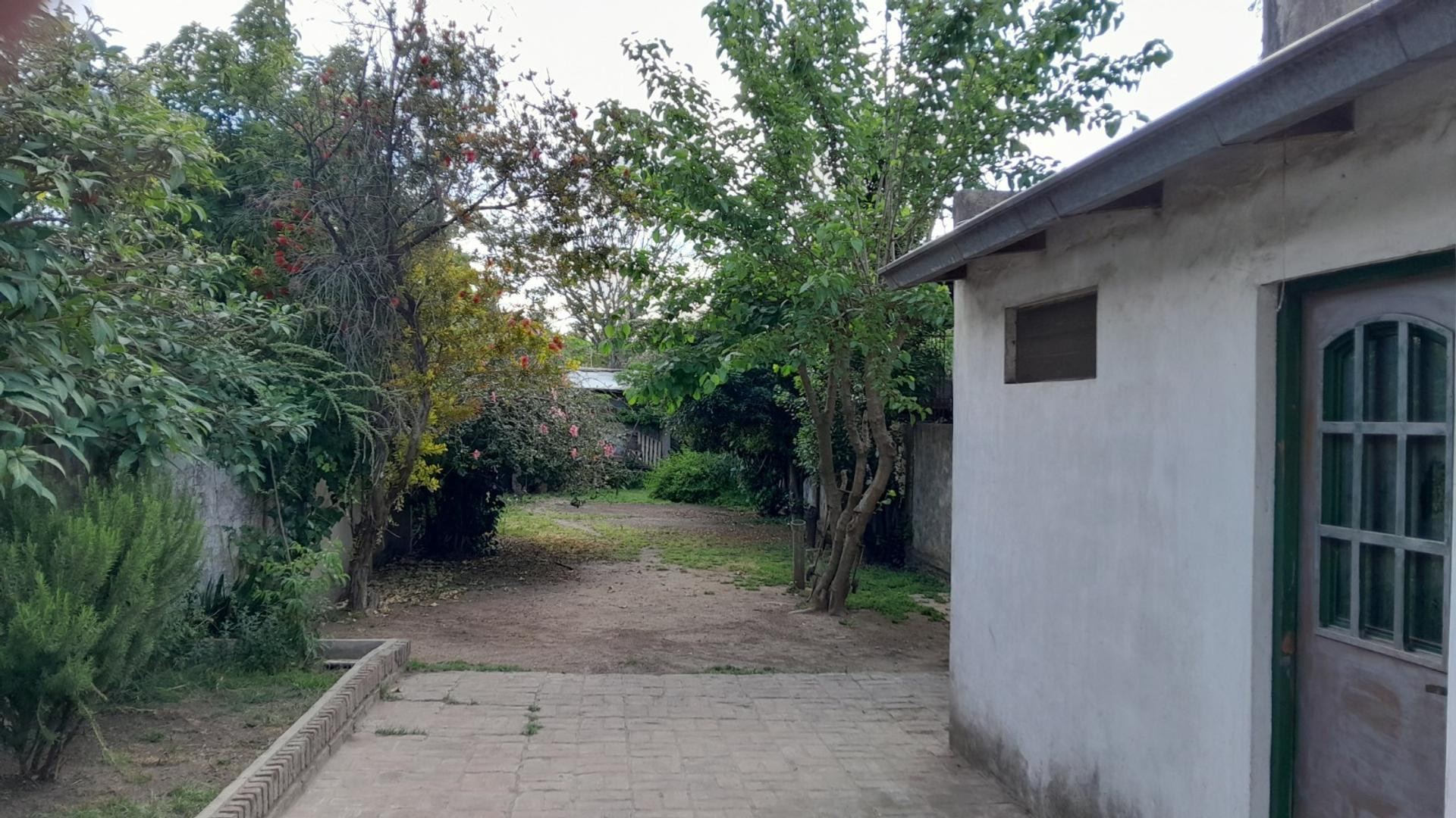 Casa en alquiler en Ituzaingó Norte