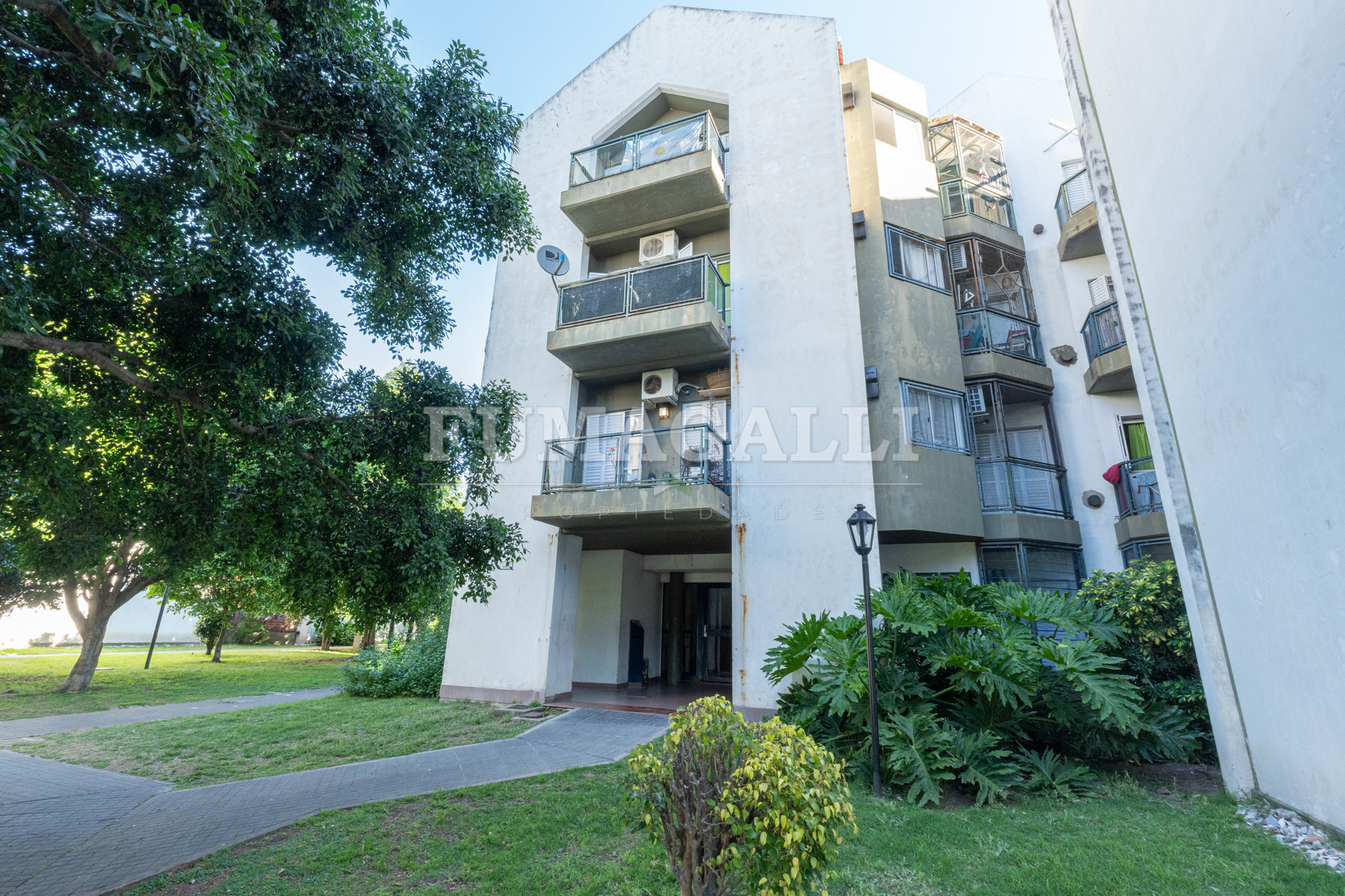 Departamento de 3 ambientes en planta baja en Carapachay, Vicente López