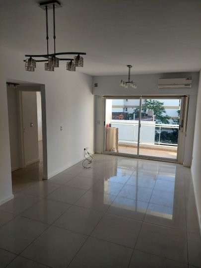 Departamento de 2 ambientes al contrafrente en Parque Chacabuco