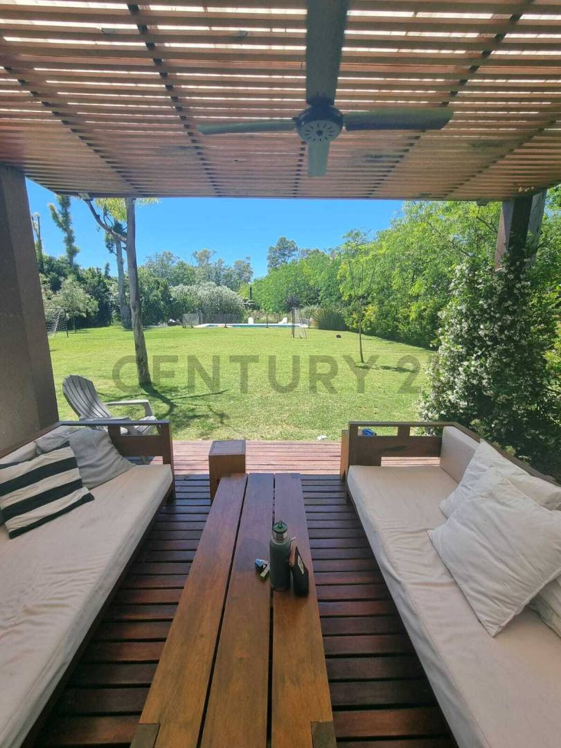 Four-bedroom house for temporary rent in El Encuentro, Tigre