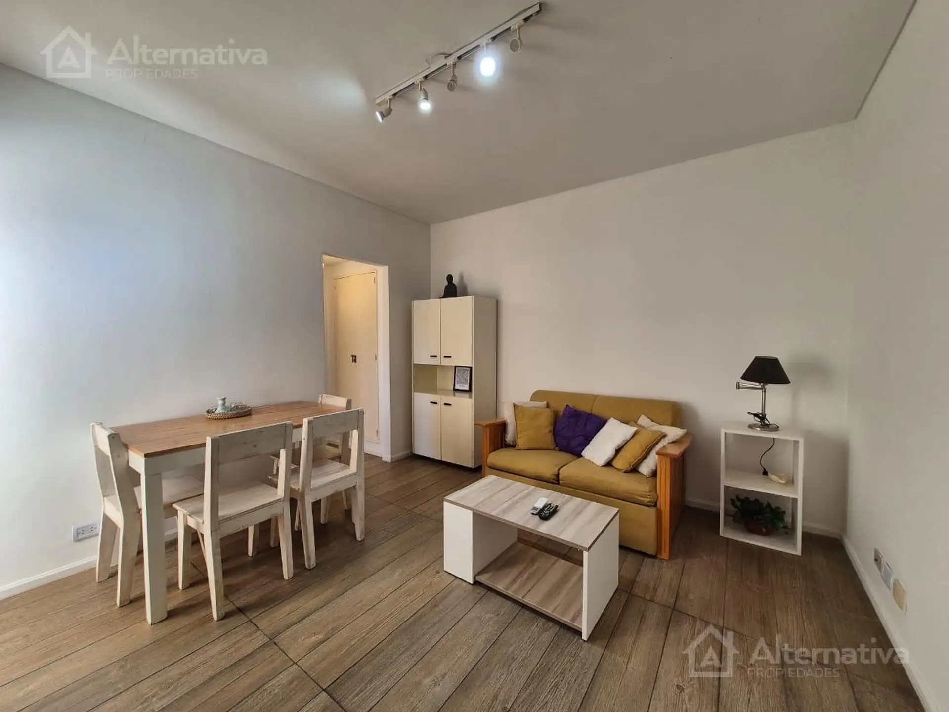 Apartamento de dois ambientes mobiliado em Palermo Soho