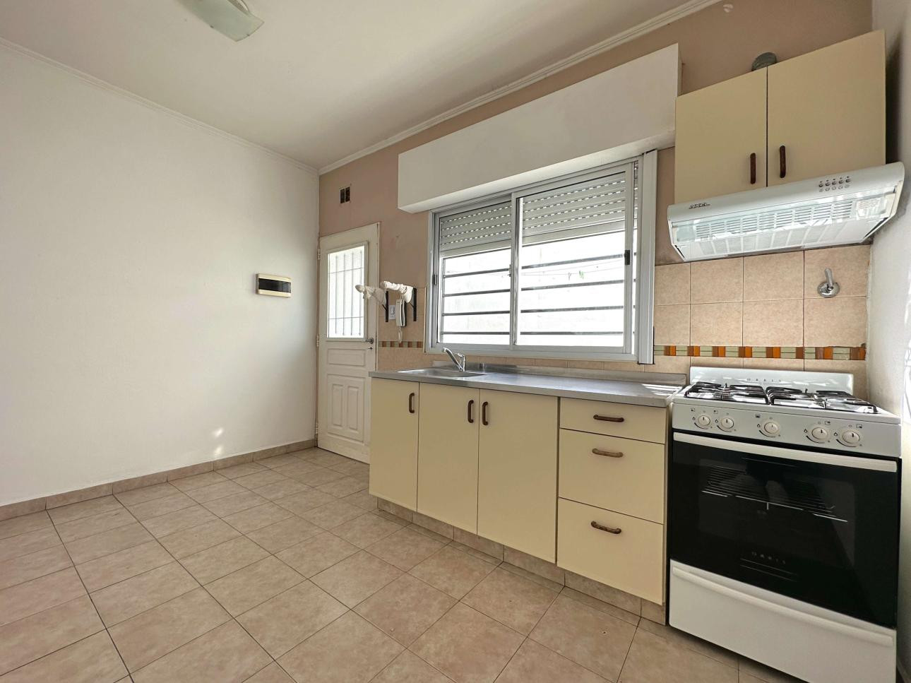 Casa triplex de 3 dormitórios em General San Martín