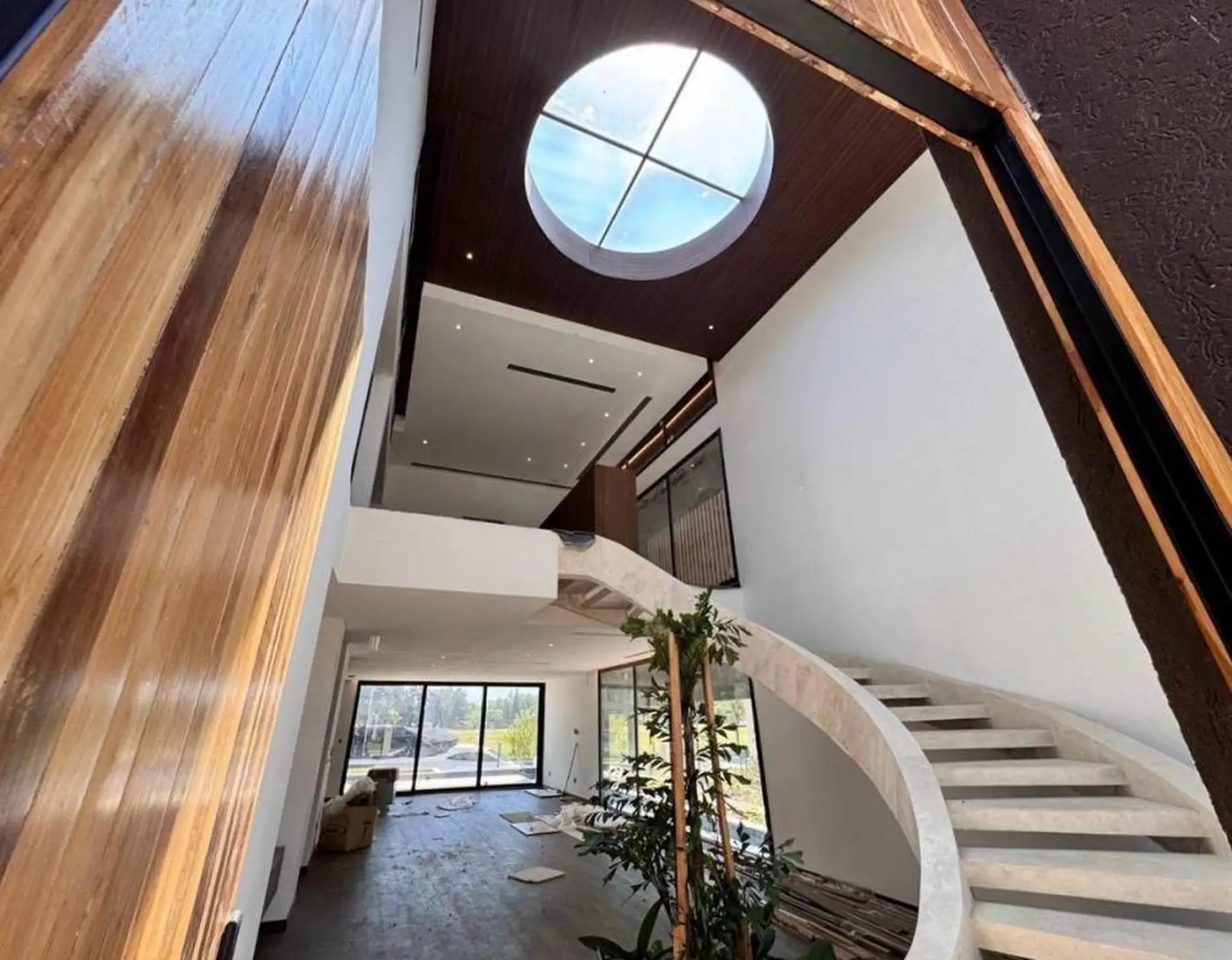 Four-bedroom house in Tigre’s Nordelta with dock and pool