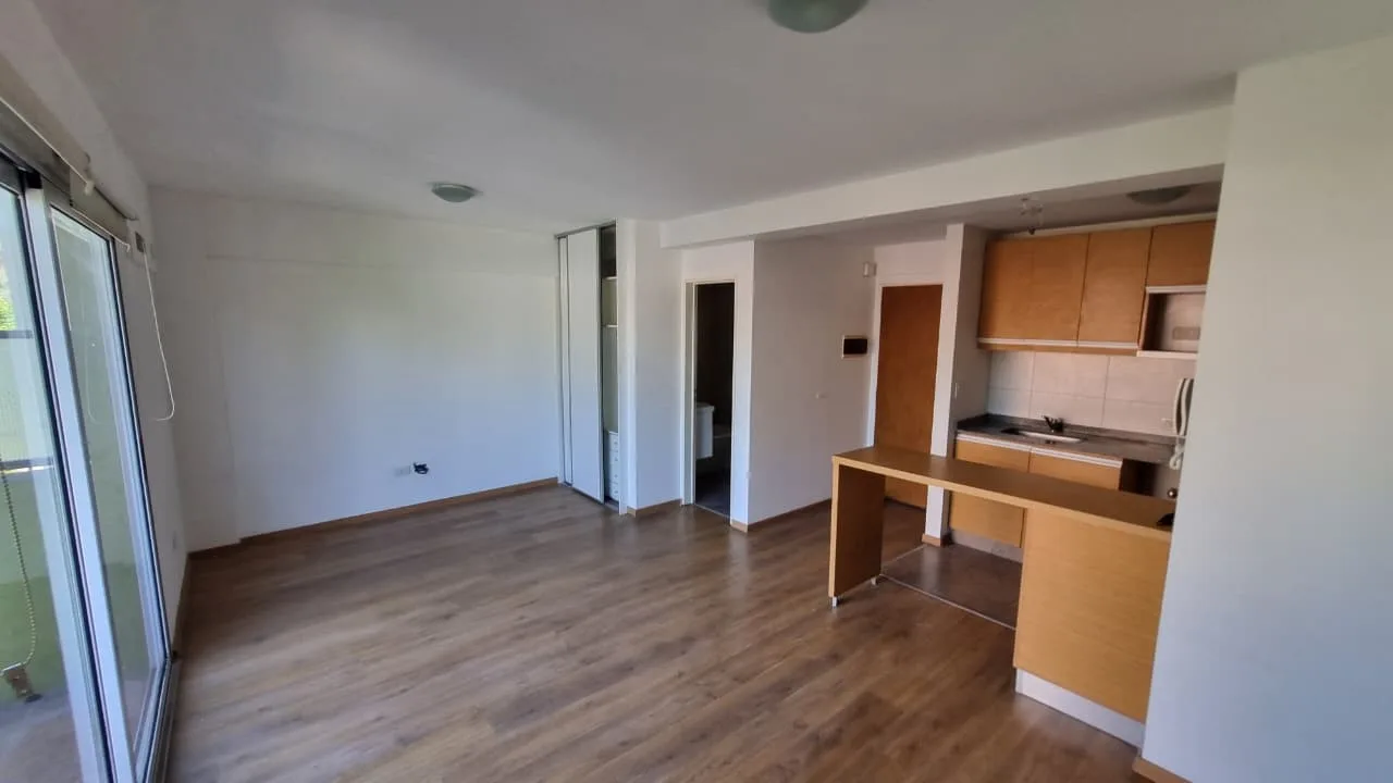 Kitnet de 1 quarto em Morón Sur