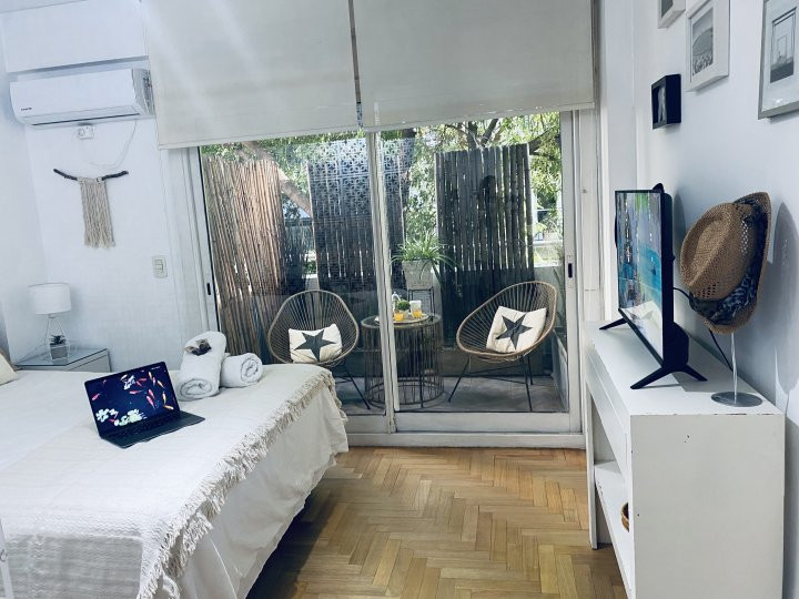 Furnished studio apartment in Recoleta for temporary rental