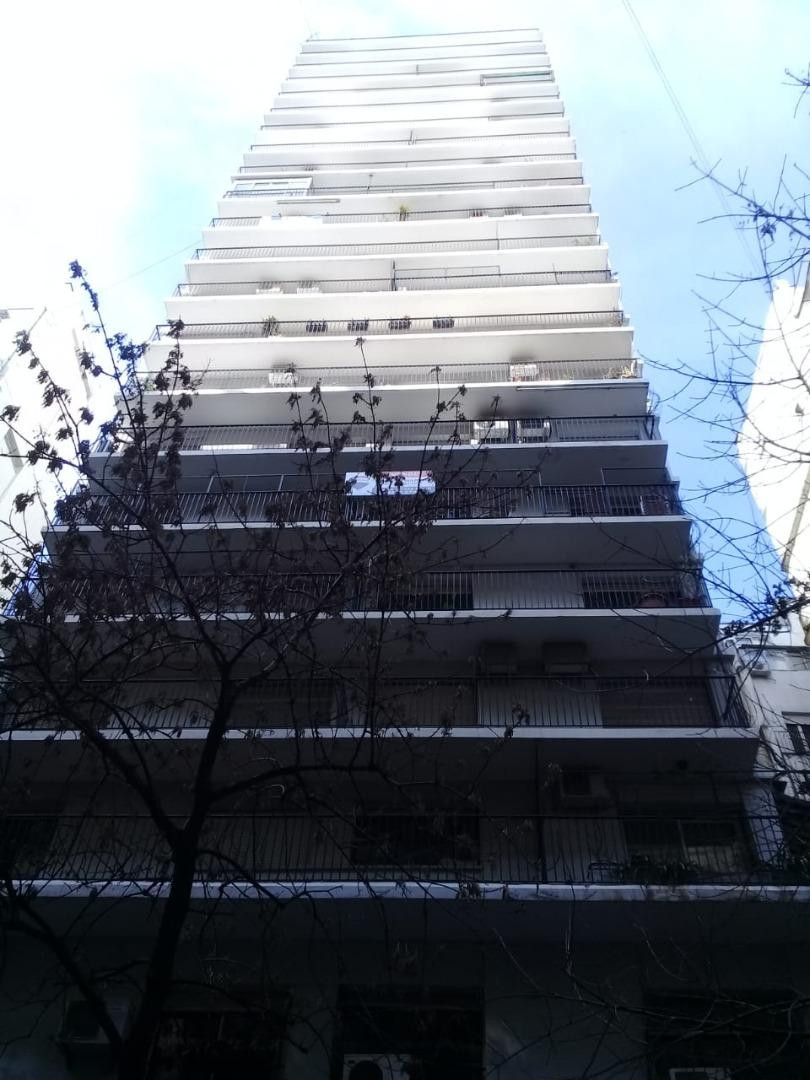 Двухкомнатная квартира с отделимой комнатой и мебелью в Retiro