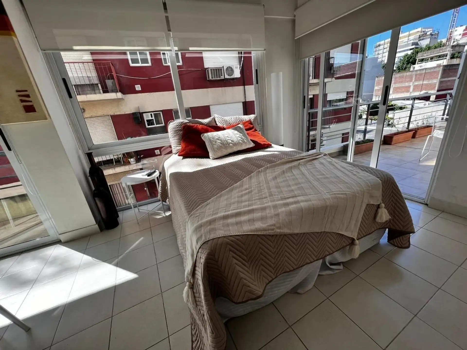 One-bedroom apartment with balcony in Recoleta