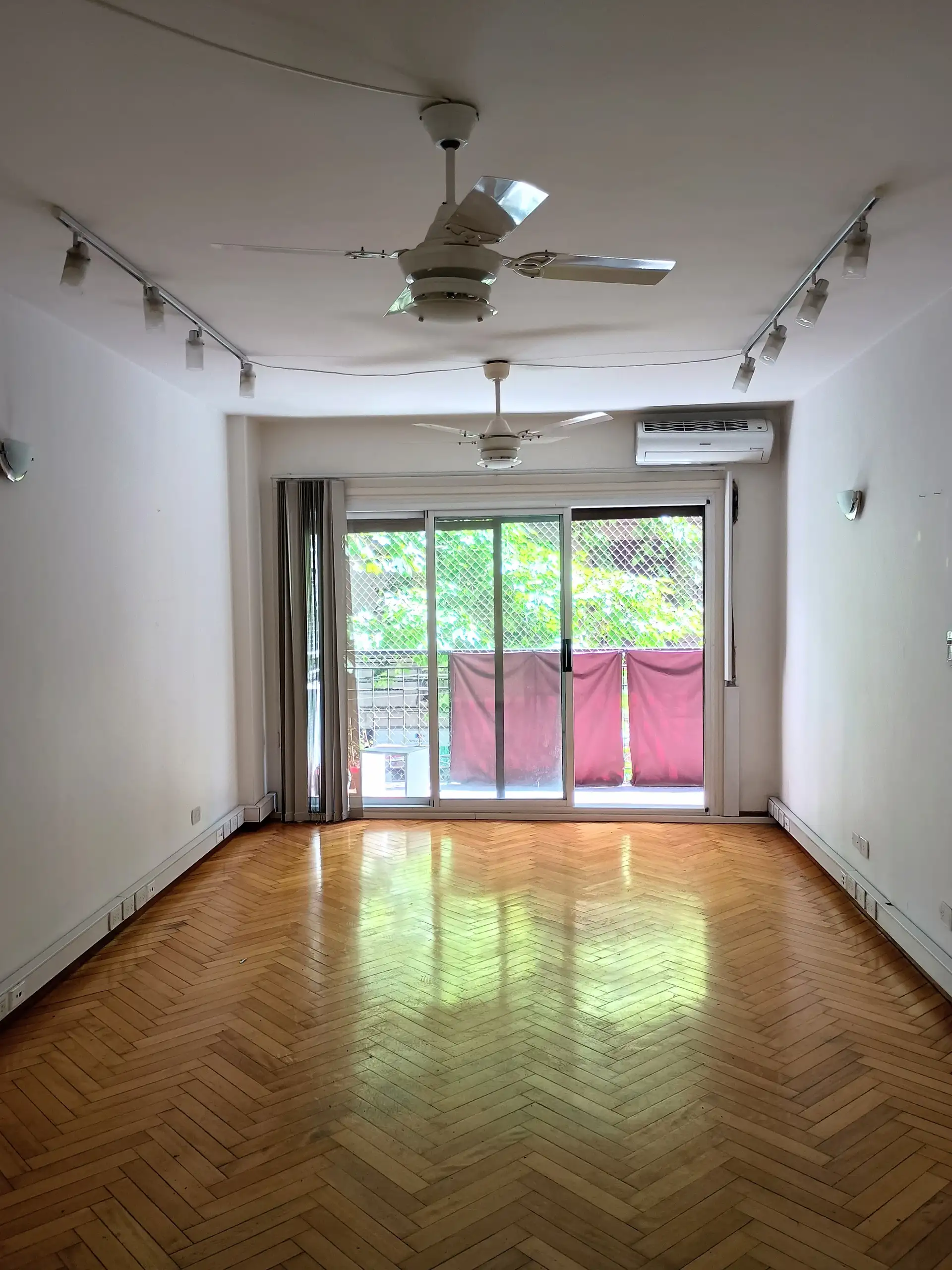 Apartamento de dois quartos em Palermo com varanda contínua e vaga